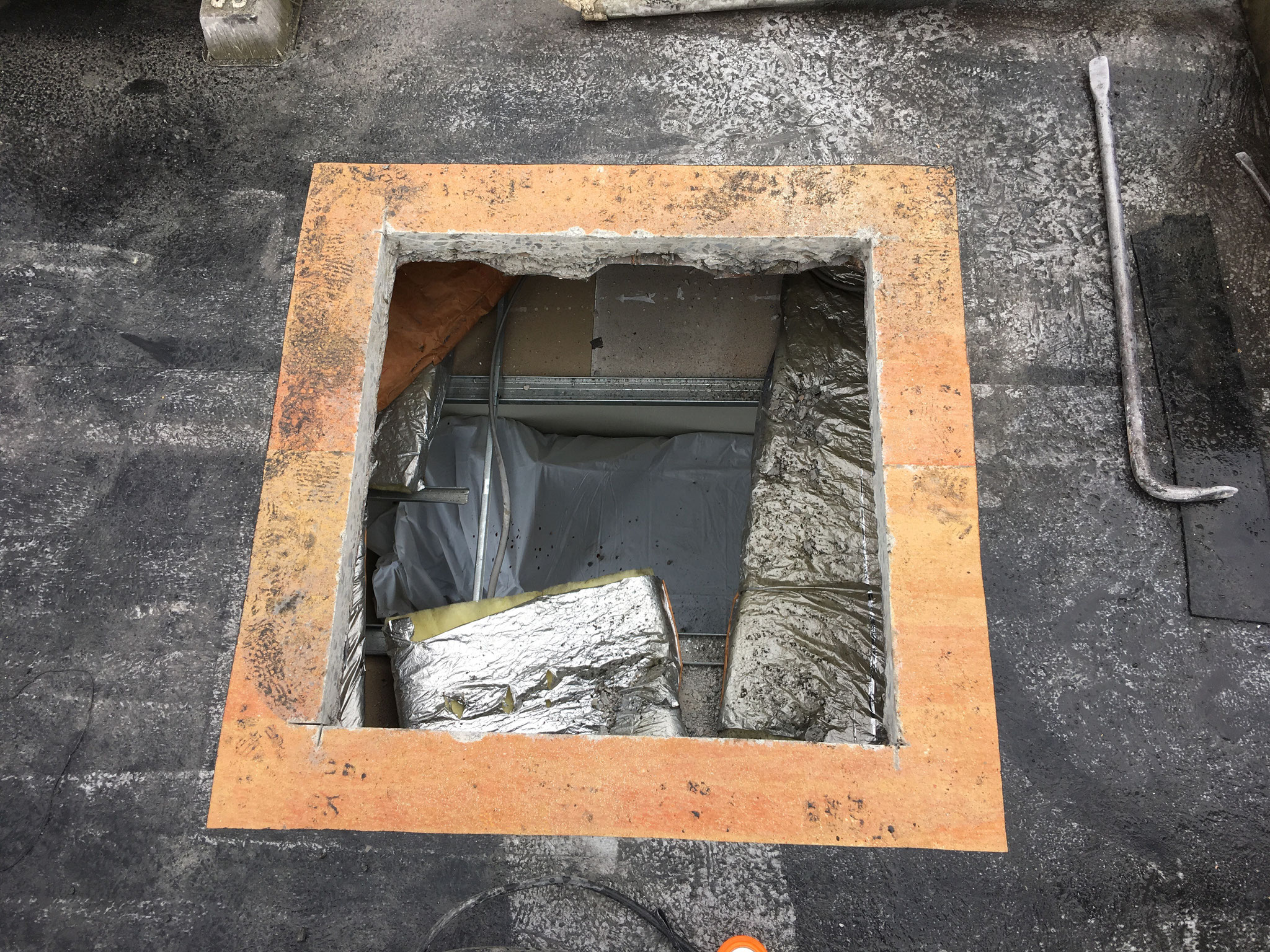 屋上昇降設備新設工事：工程写真