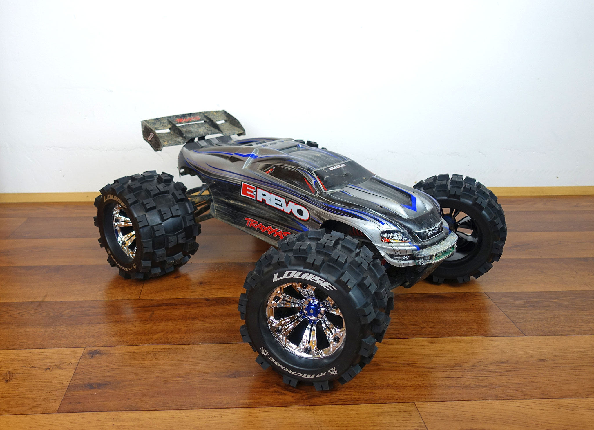 Die eindrucksvollsten Impressionen von Alex' RC-Car Service gibt es im Showroom zu bestaunen...