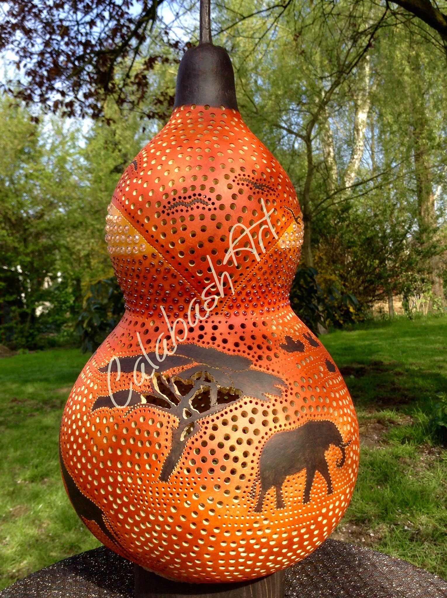 Tischlampe, Kalebasse "Time for Africa" mit Keramikfuß 2, CalabashArt