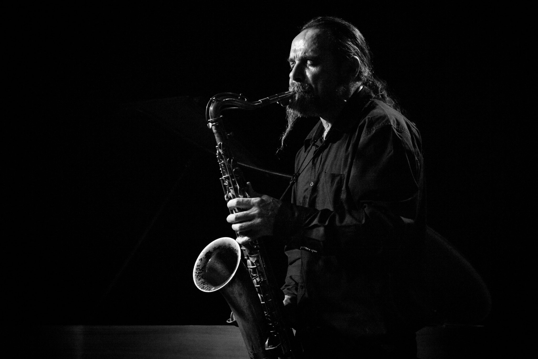 Hiby   Wuppertal "Jazzclub Loch" 2018  © Roland Wingenroth