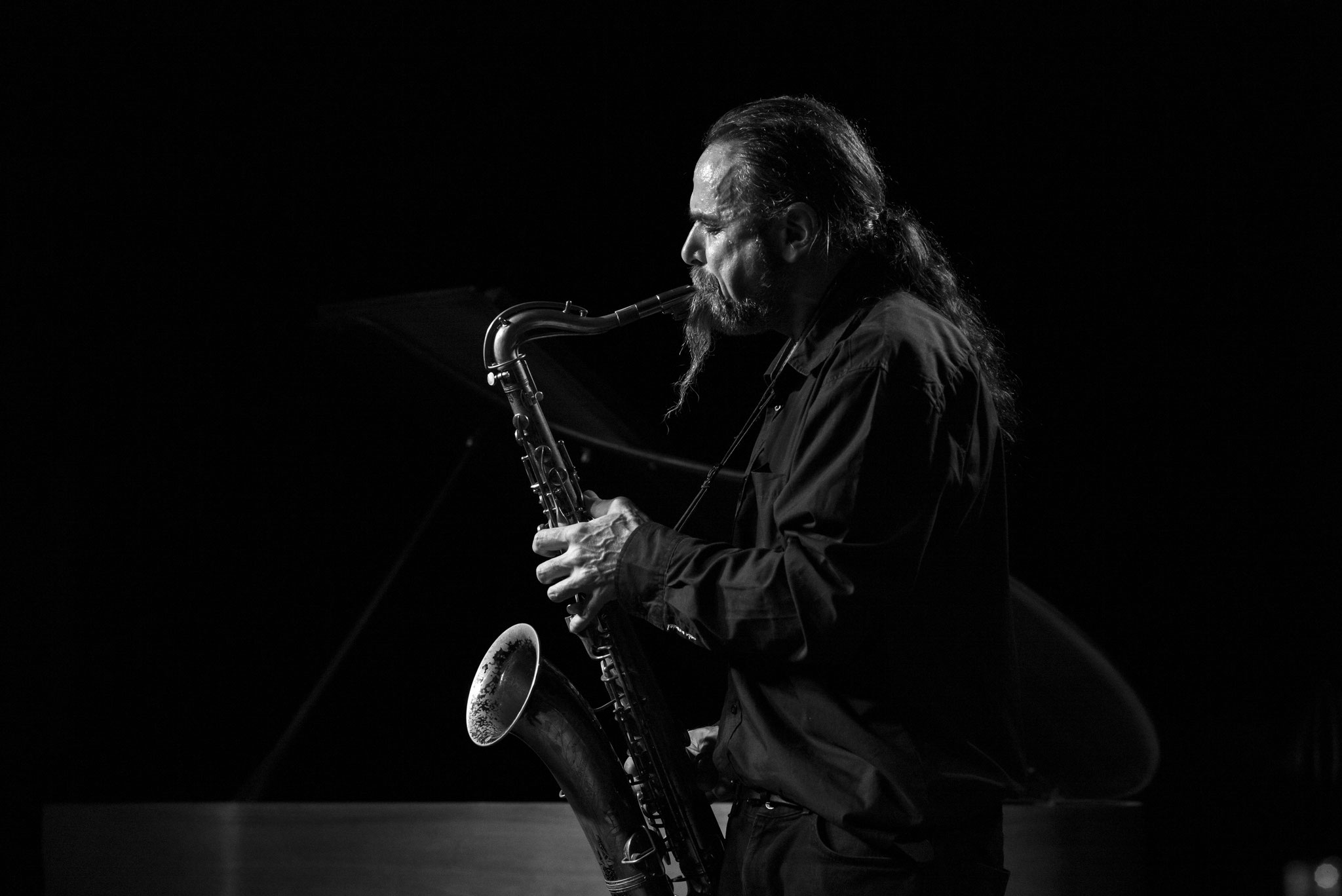 Hiby    Wuppertal "Jazzclub Loch" 2018  © Roland Wingenroth