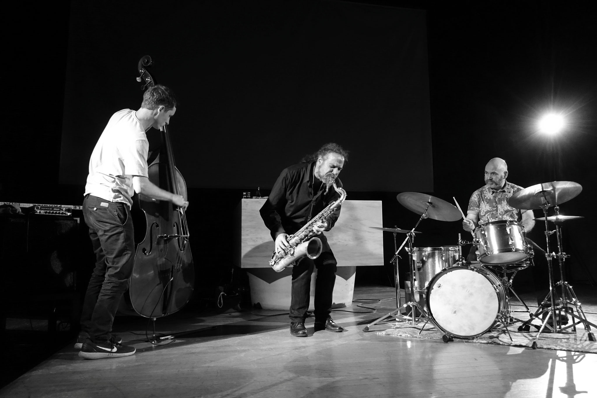 Bardon/Hiby/Hession    Bonn "Coment Dire" 2018 © Günter Horn