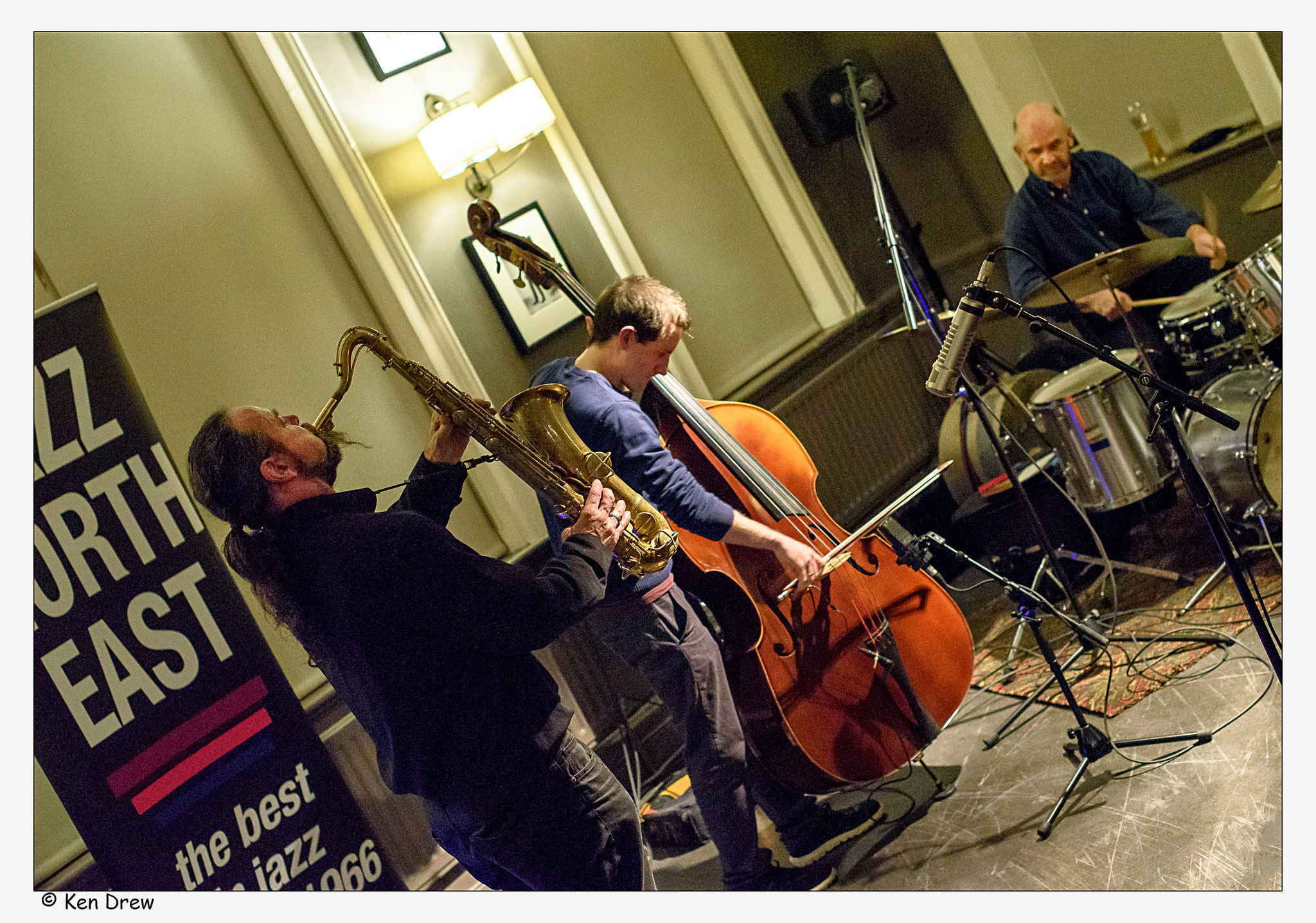 Hiby/Bardon/Hession      New Castle  at The Bridge Hotel 2016        © Ken Drew