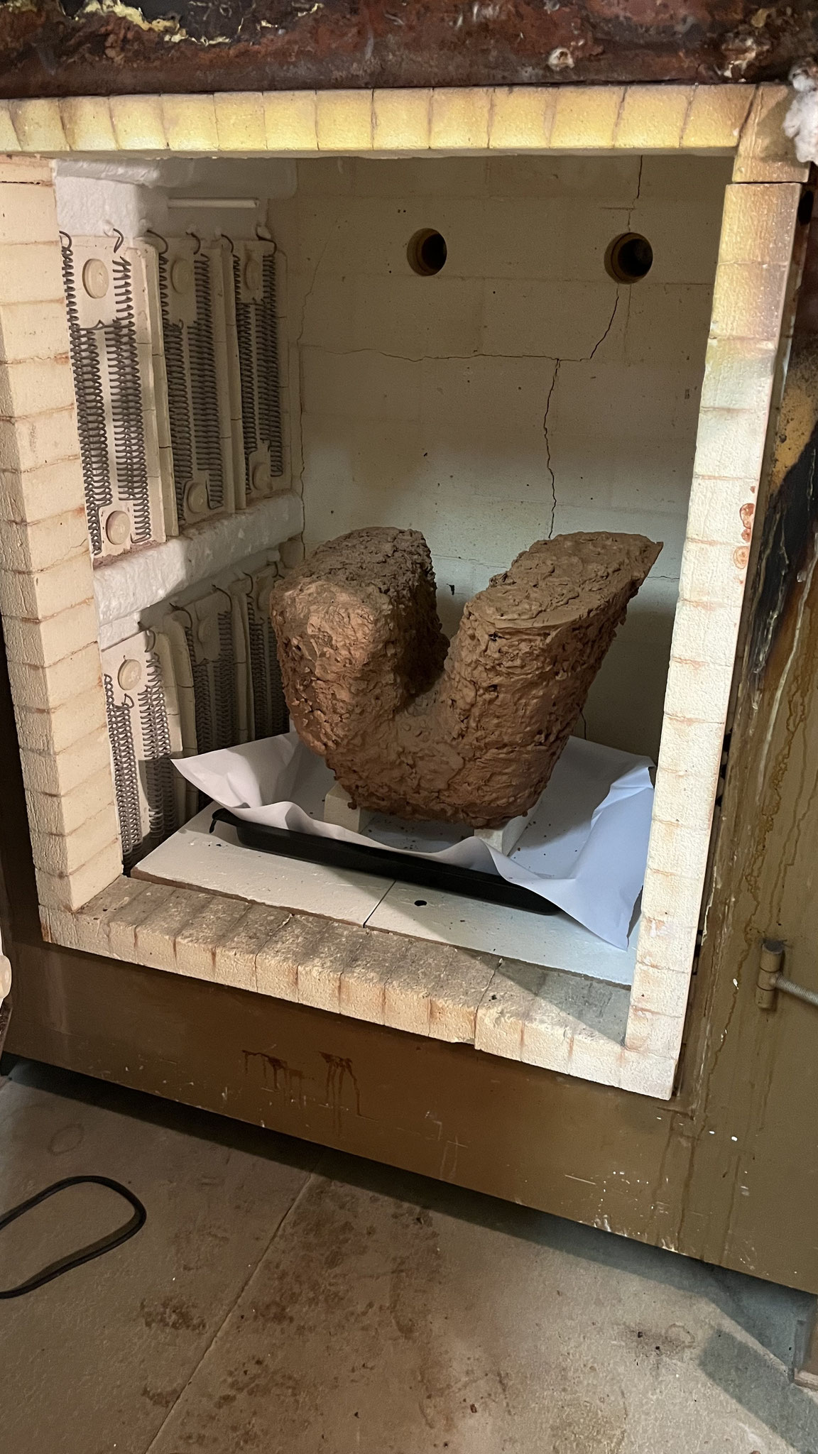 Die Fallende - Bronze - 81cm