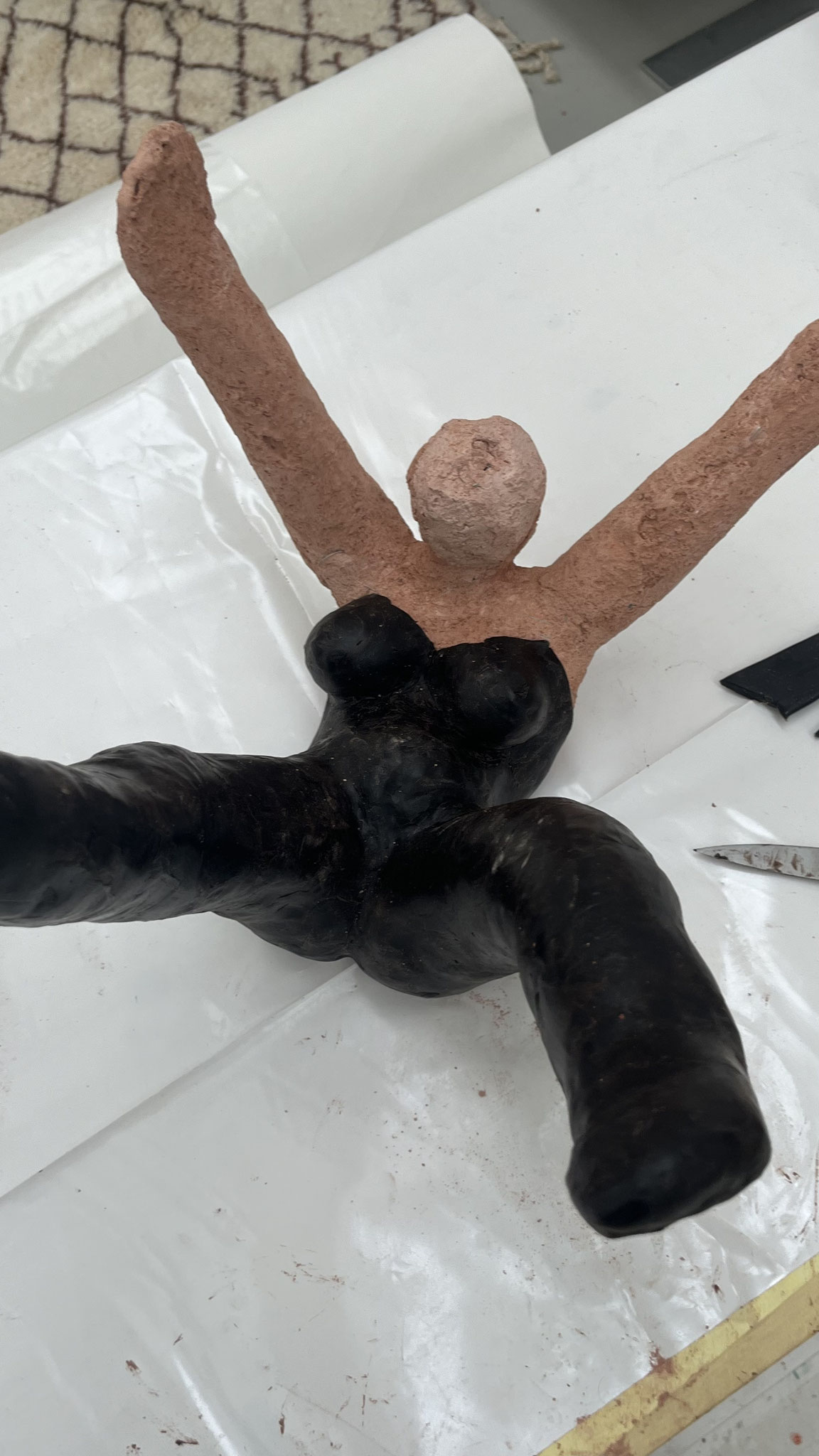 Die Fallende - Bronze - 81cm