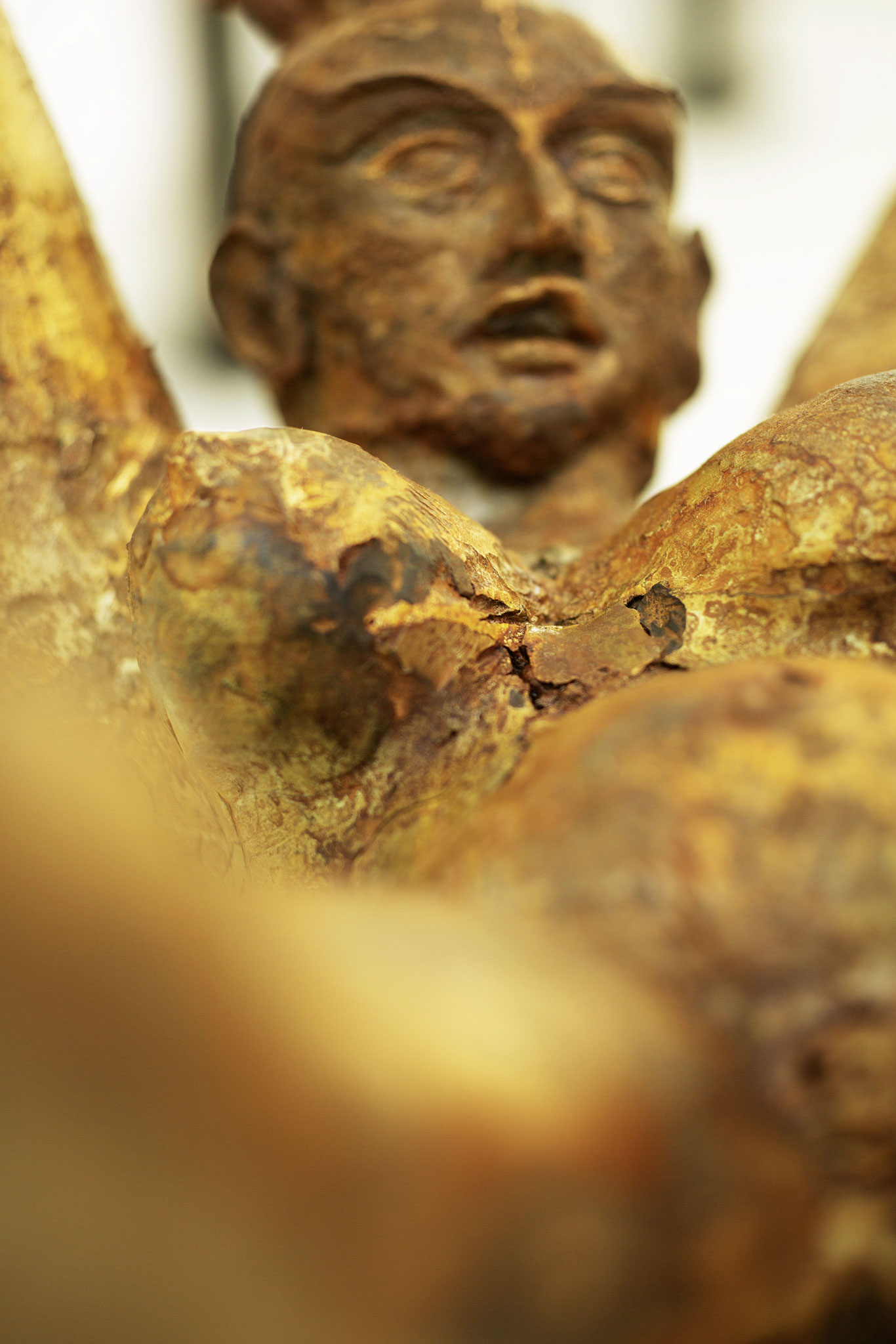 Die Fallende - Bronze - 81cm