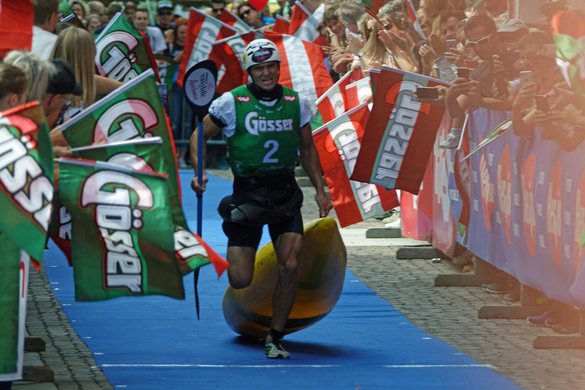 Tagessieger Lucas Kubrican beim Zieleinlauf