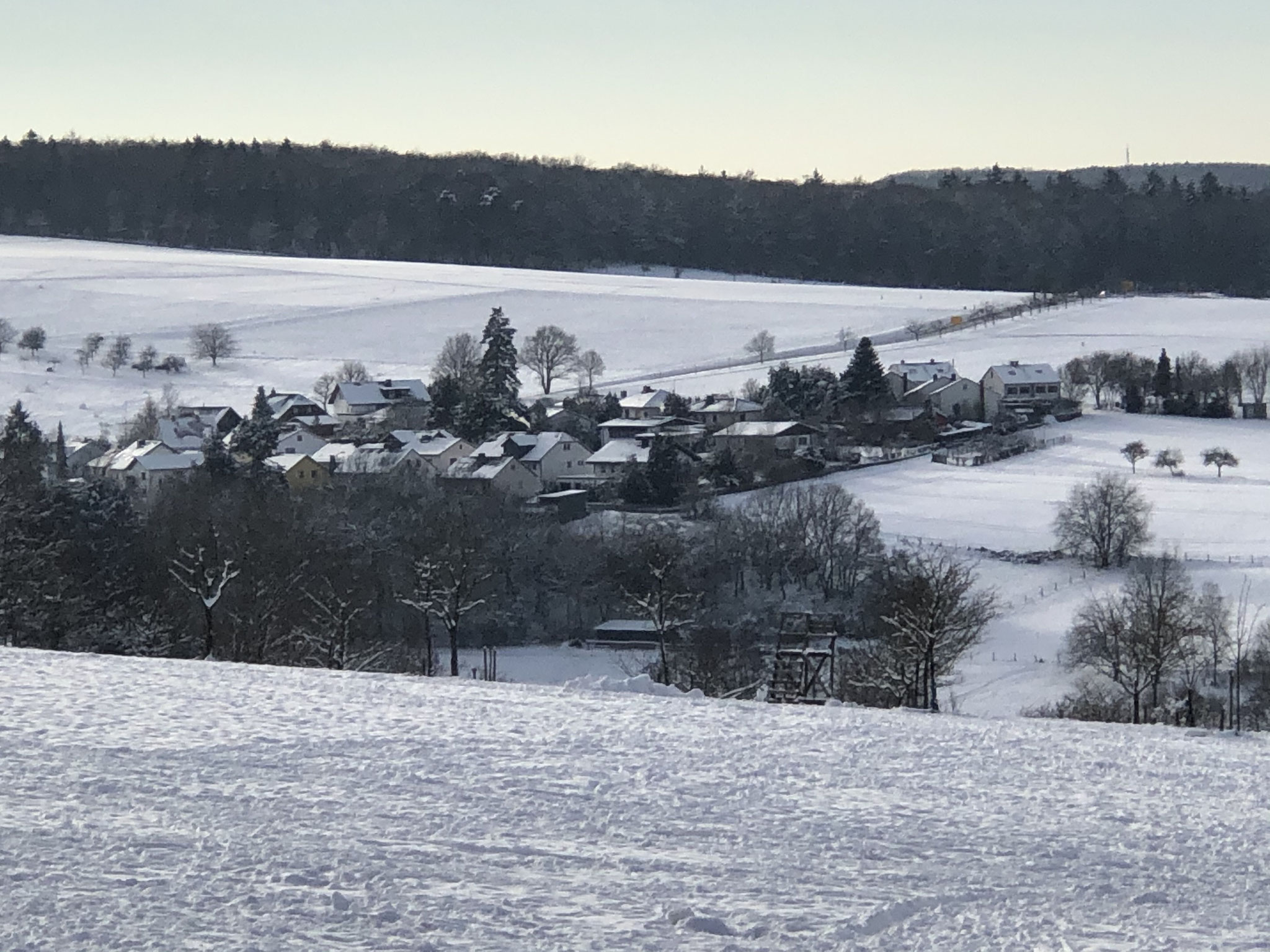 Blick auf Oberems vom Parkplatz "Am Erlepp"  (1.2021)