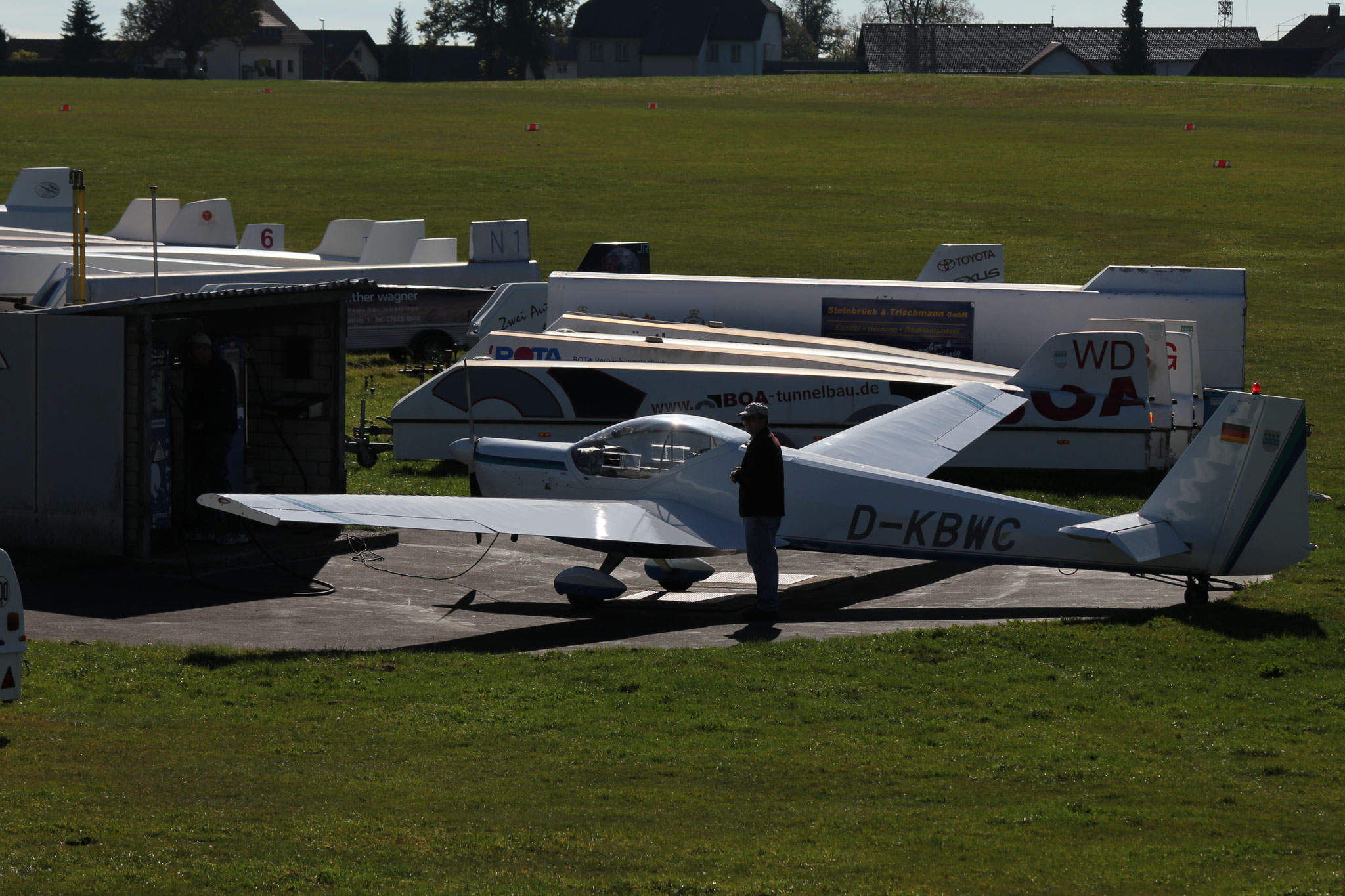 Auftanken vor dem Rundflug