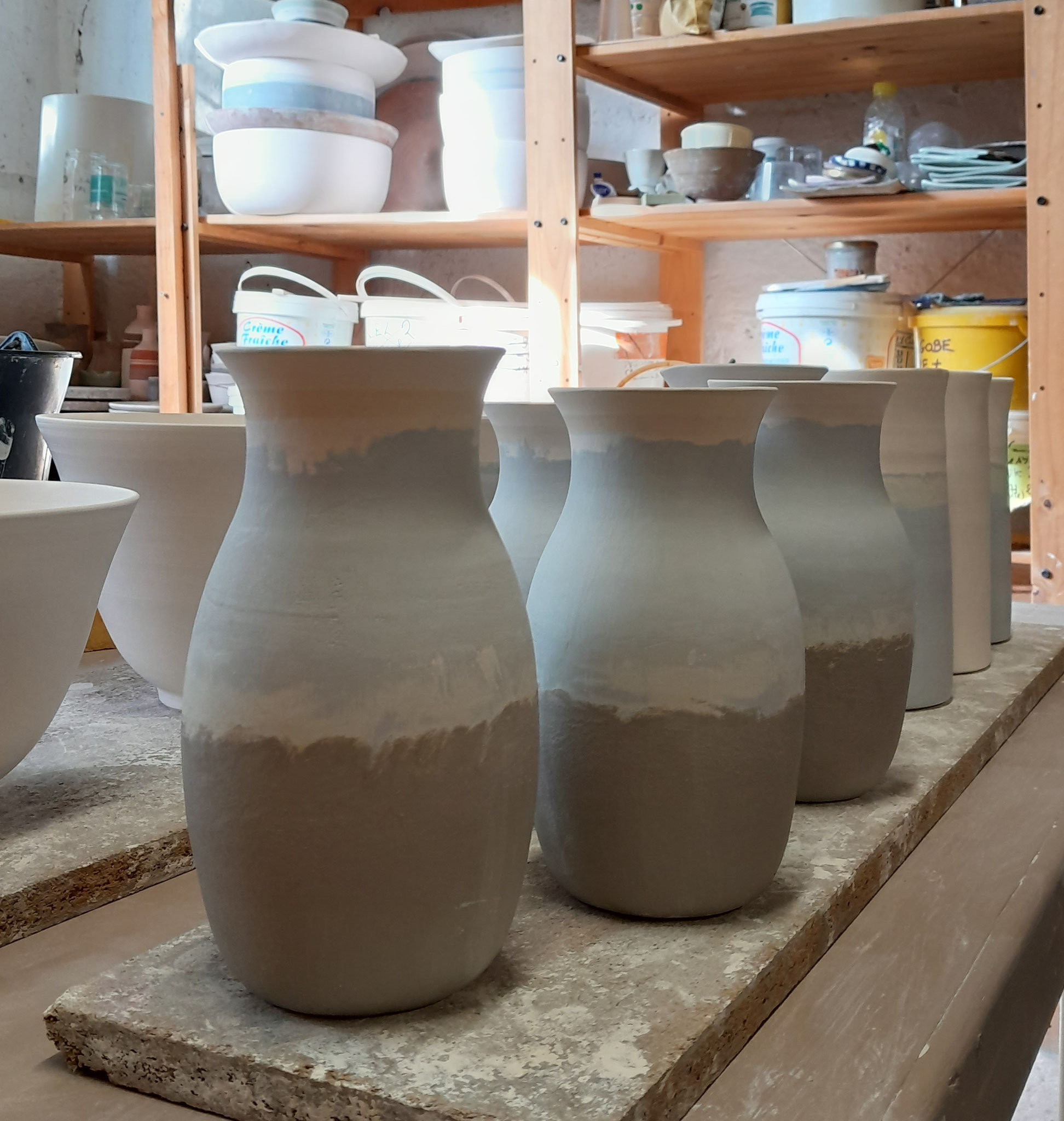 Vases en porcelaine décor bleu - précuits à 980°