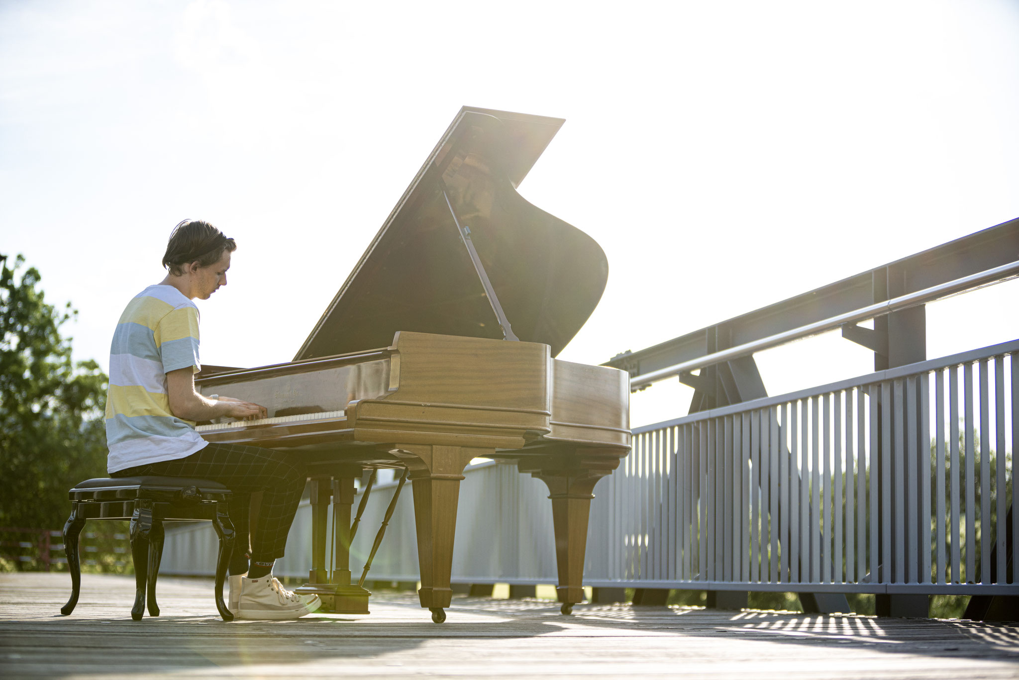 Pianist und Komponist Alexander John