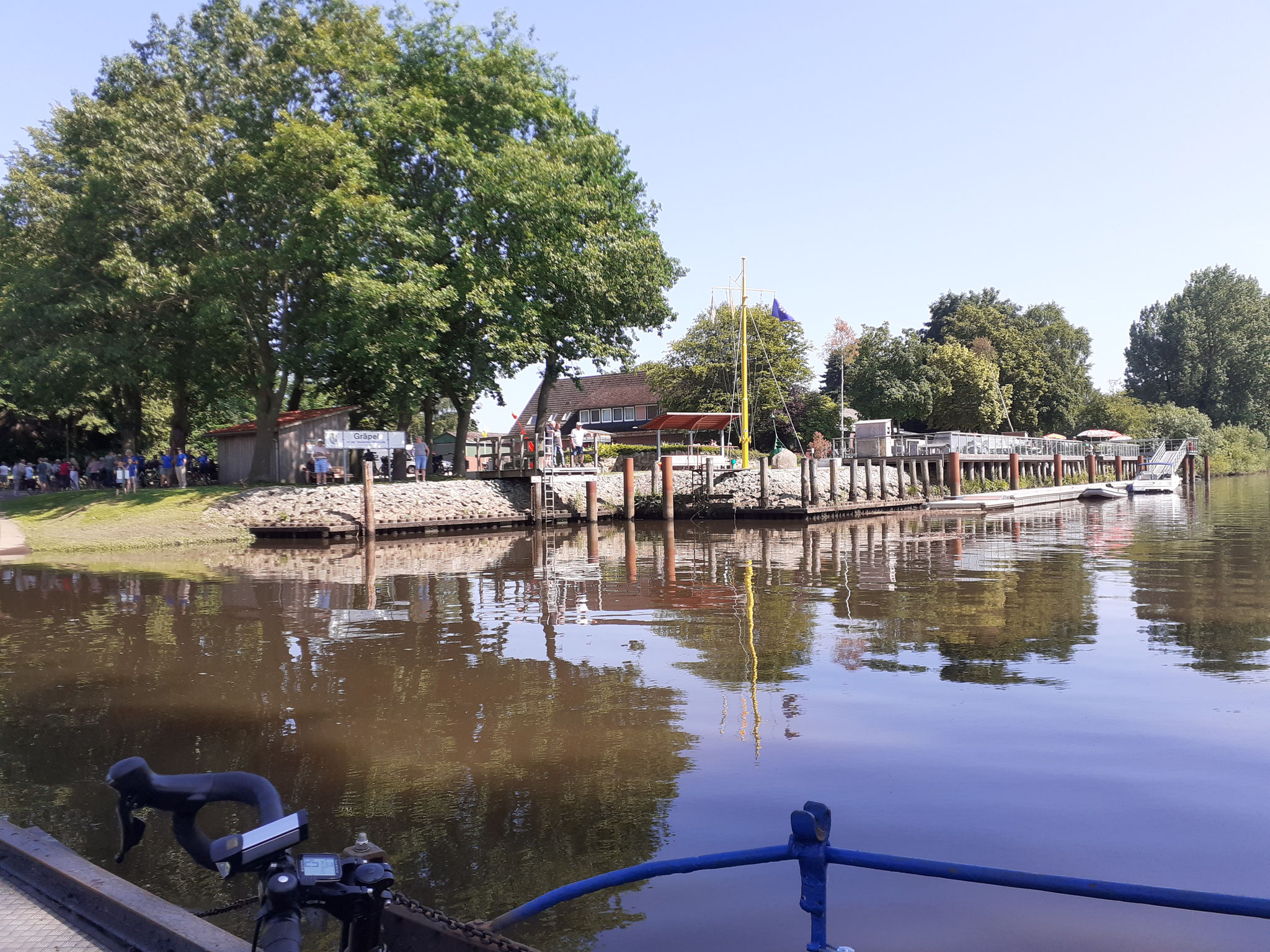 Pause bei Plates Osteblick im Rahmen der Fahrradtour.