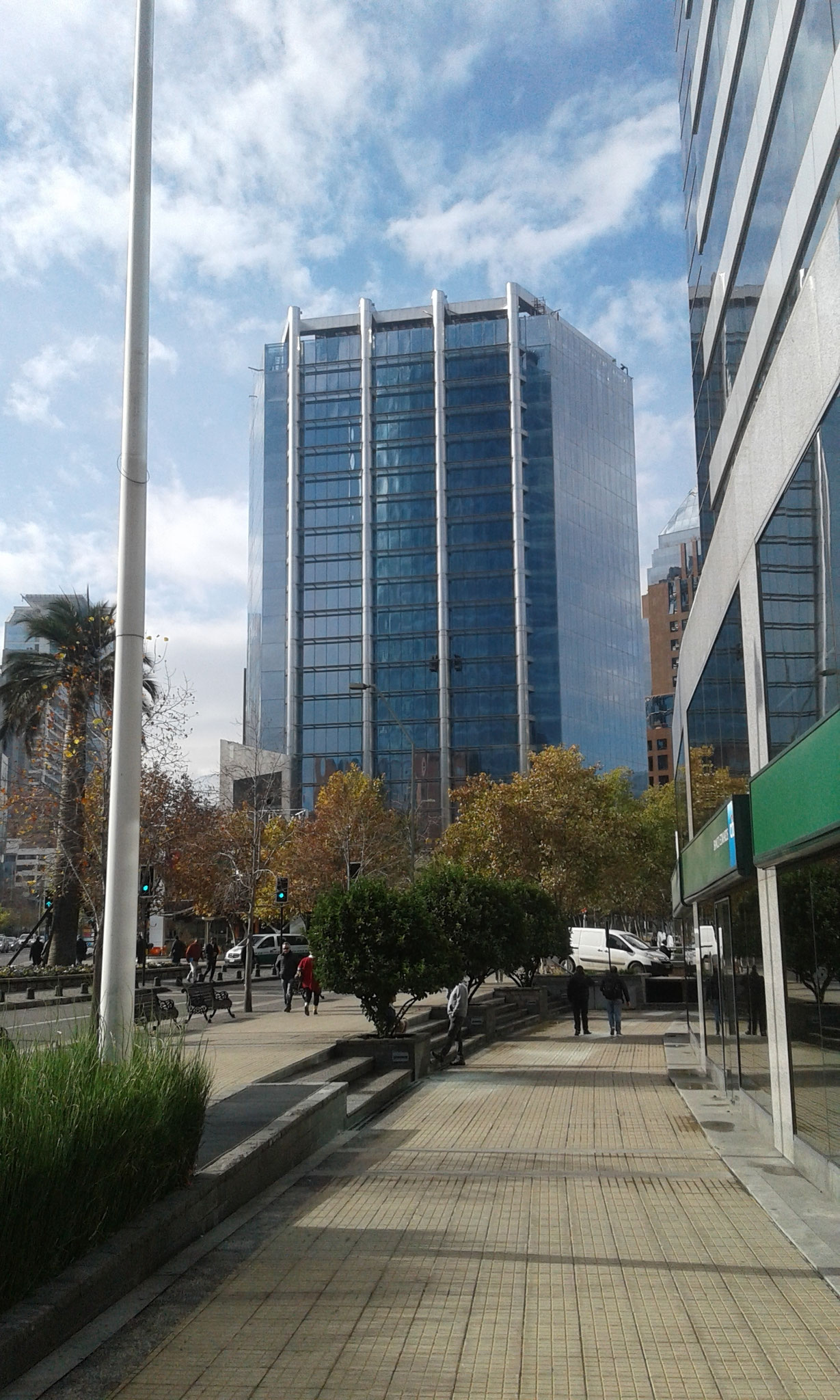 STOPRAY Vision 36T (descontinuado), Edificio Isidora El Bosque, Santiago, Chile