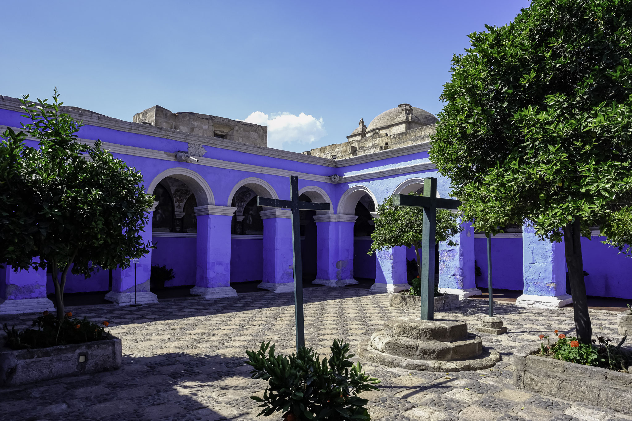 Claustro los Narajos: ce cloître doit son nom aux orangers plantés sur le site