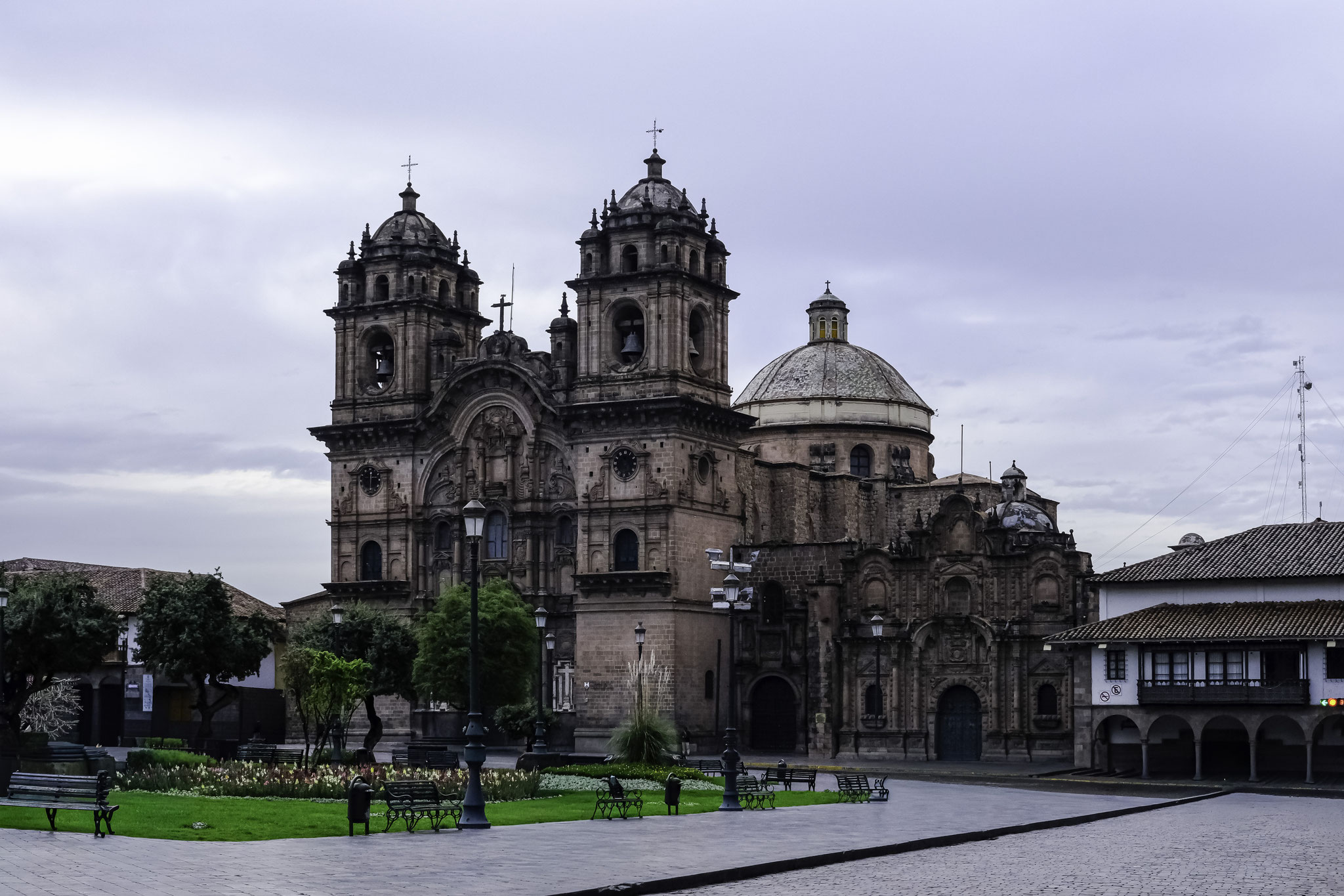 Iglesia de la Compania sur la plaza Mayor
