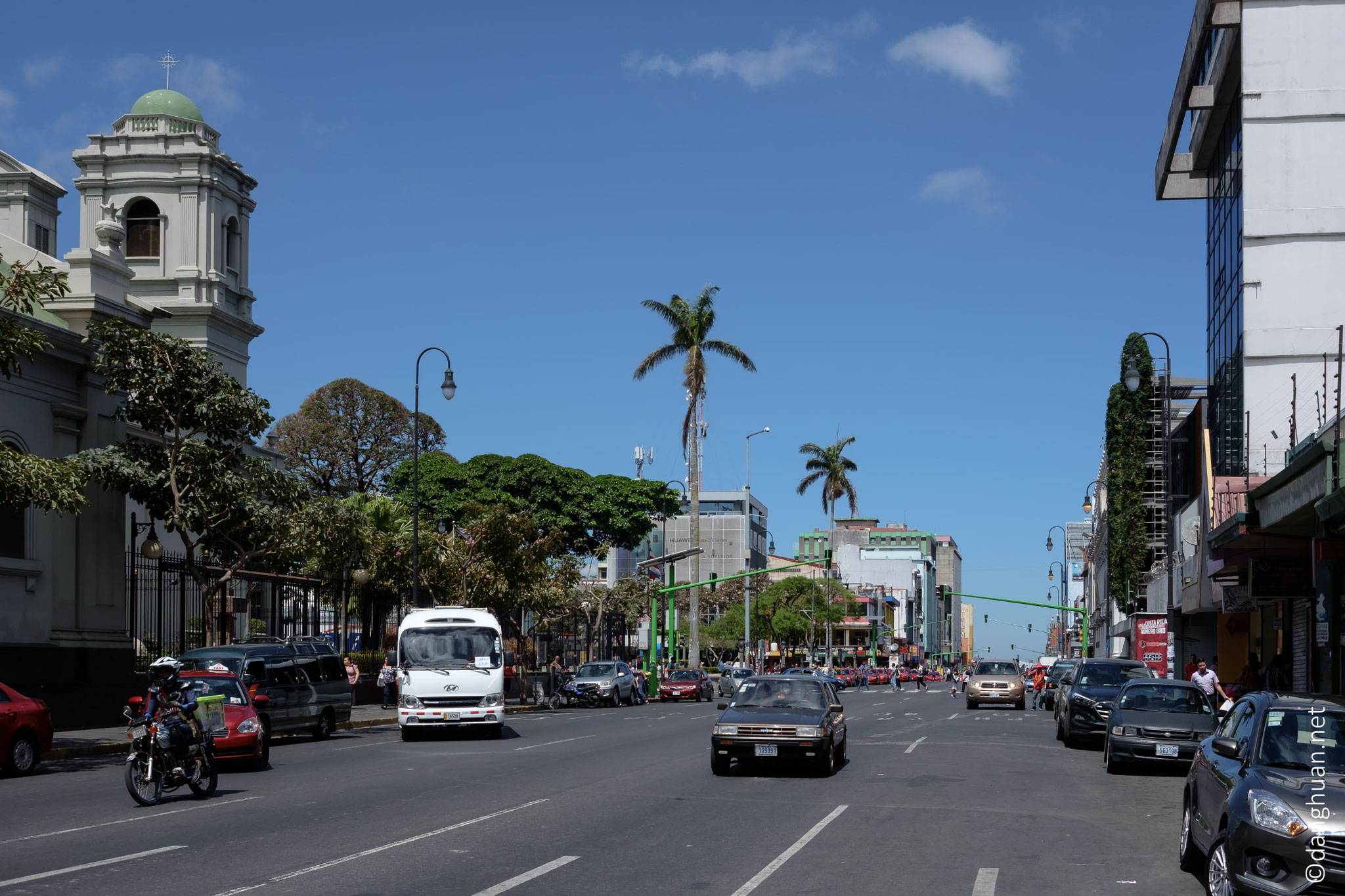 San José, la capitale de Costa Rica. Fondée en 1738, la ville devient capitale du Costa Rica en 1823 à la place de Cartago