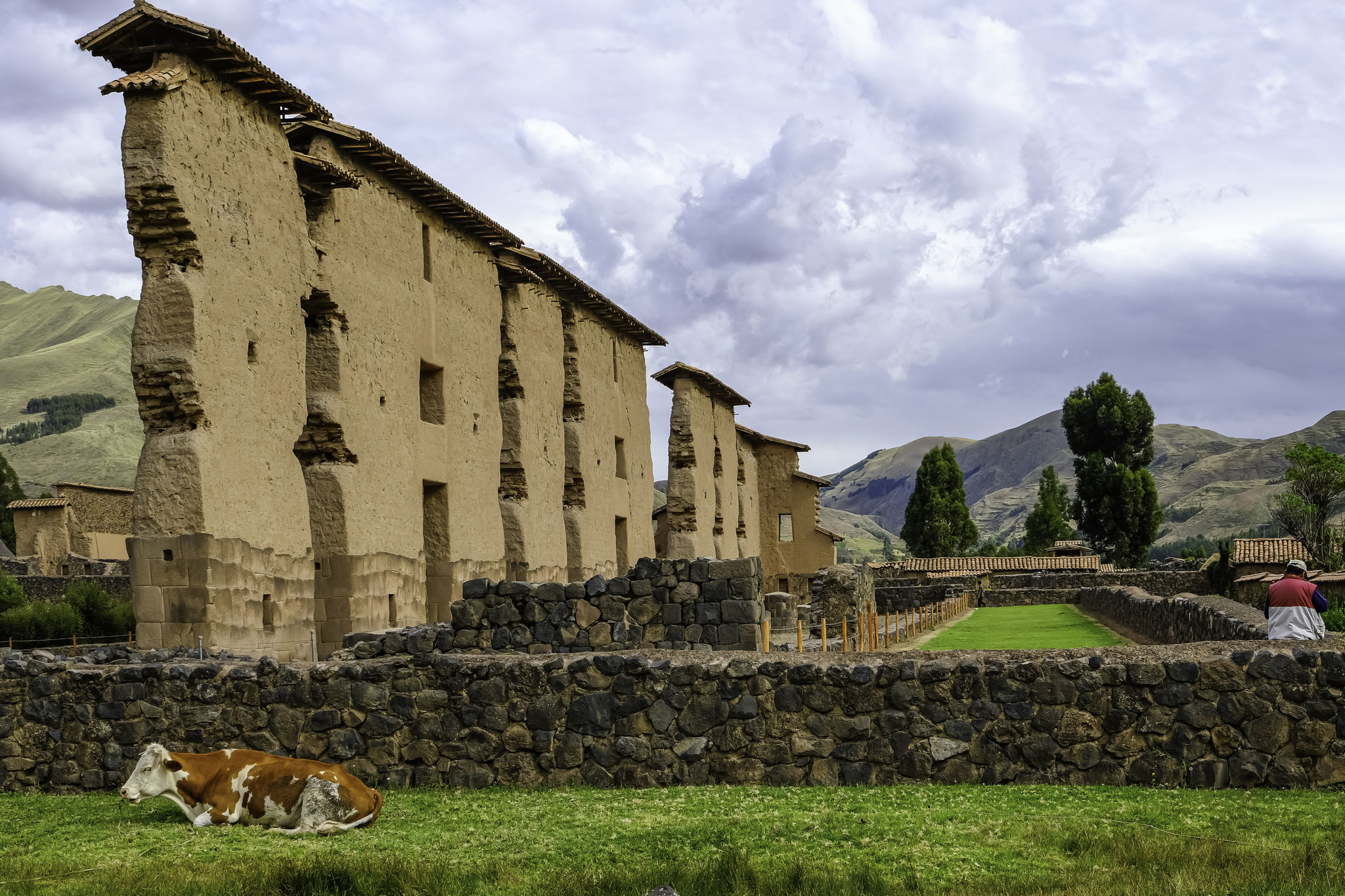 Temple Huiracocha – Cette construction monumentale est la plus grande des Incas