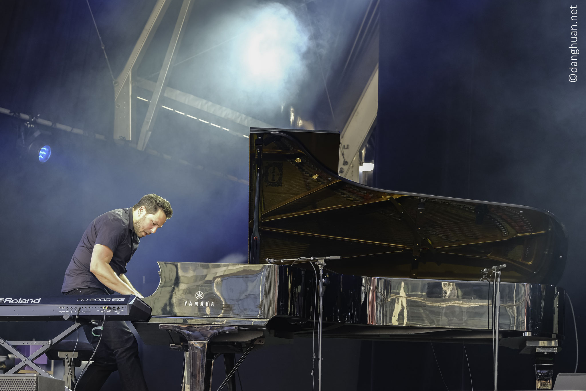 Remi Panossian RP3 - La Défense Jazz Festival Juin 2025, Maxime Delporte : basse, Frédéric Petitprez : batterie