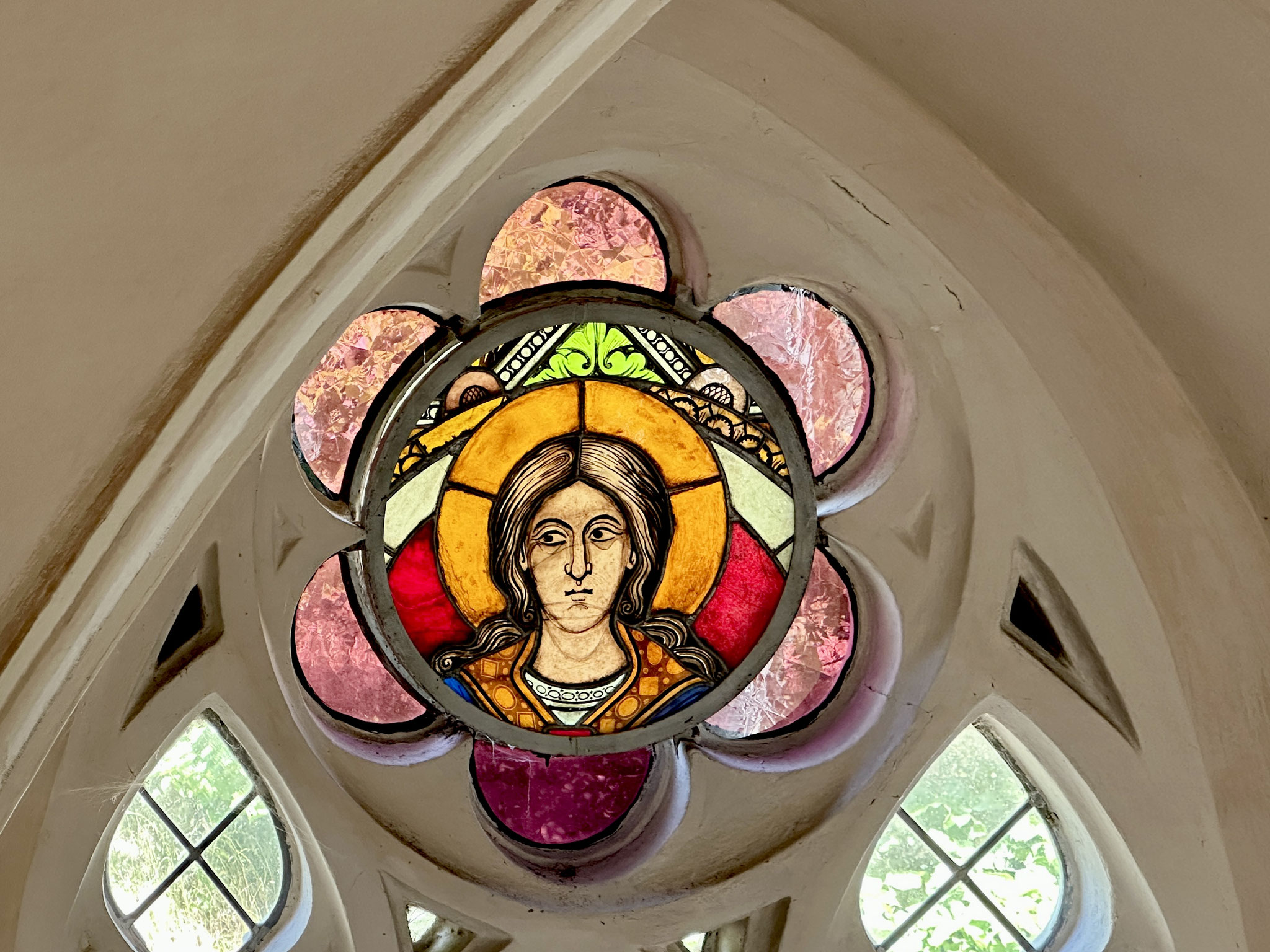 Bleiglasfenster in der Dorfkirche Paretz