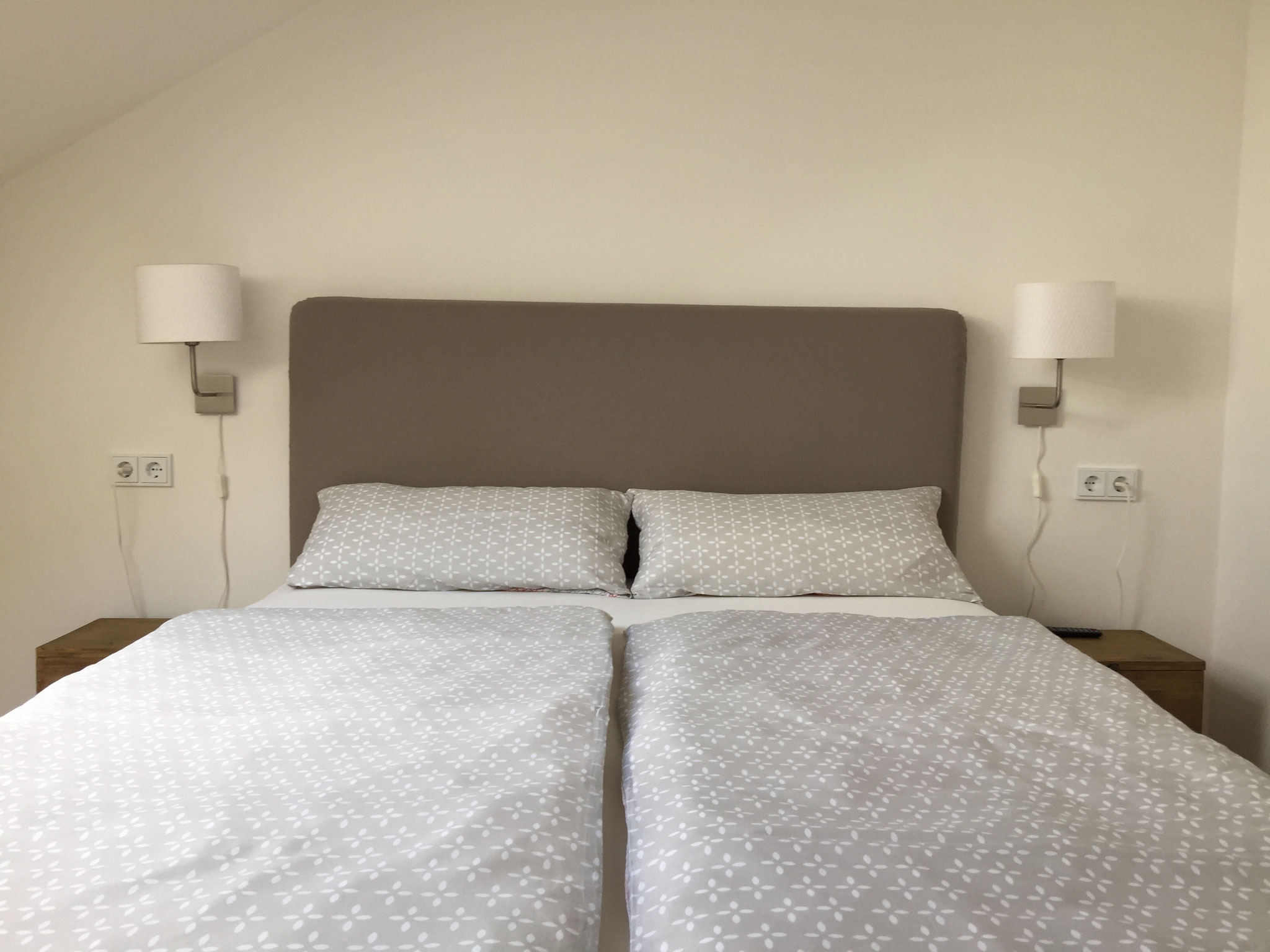 Schlafzimmer Ferienwohnung Kelterhaus
