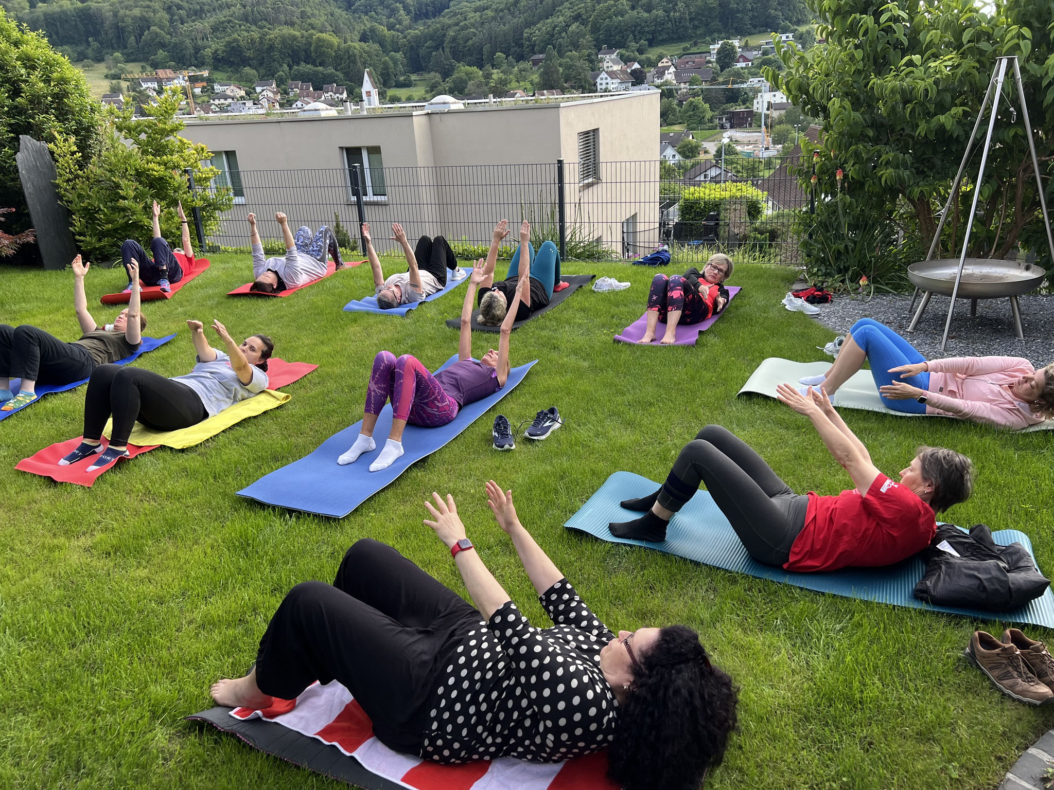 Pilates im Garten 