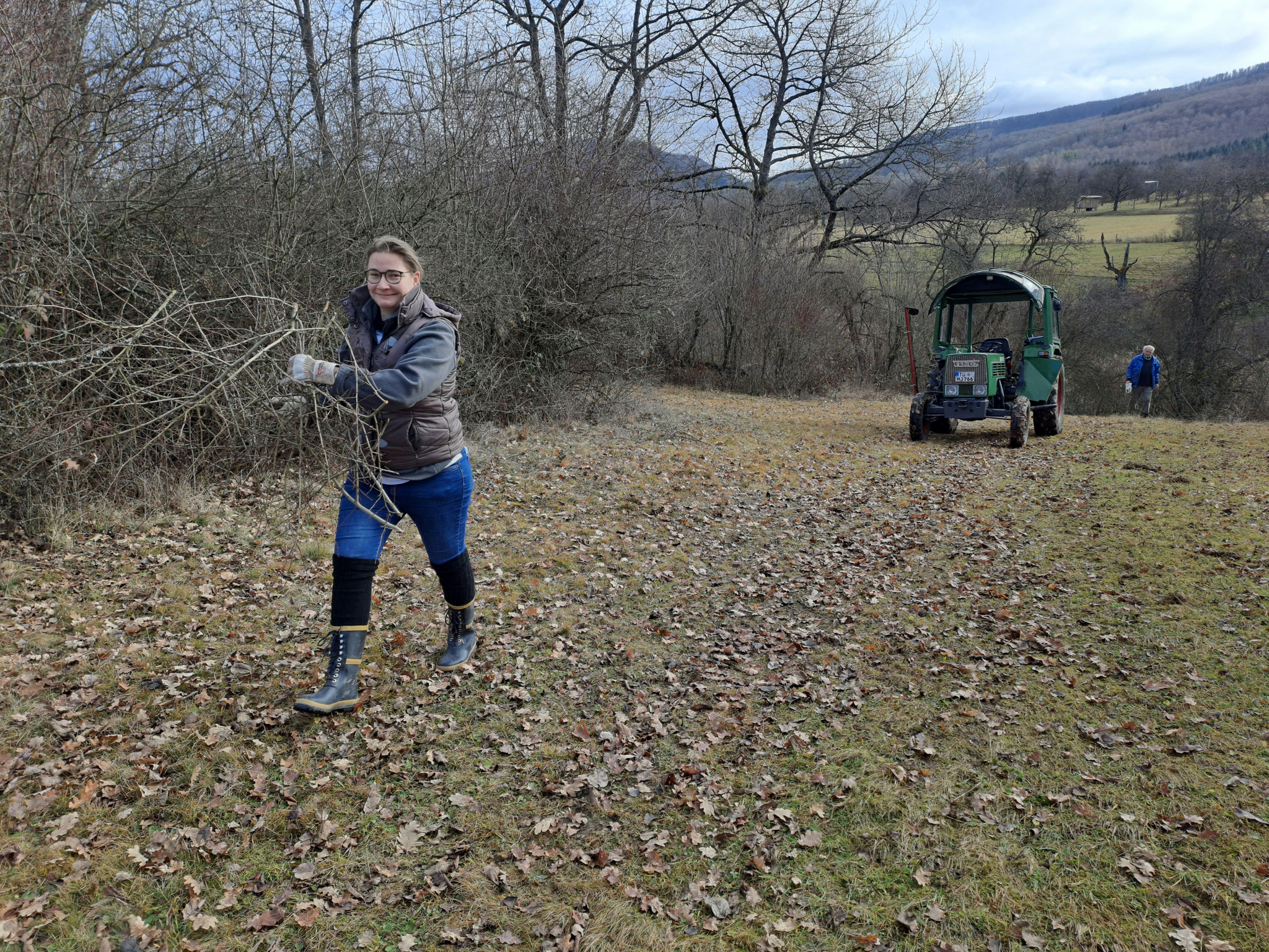 Theresa Pohl beim Hochtragen