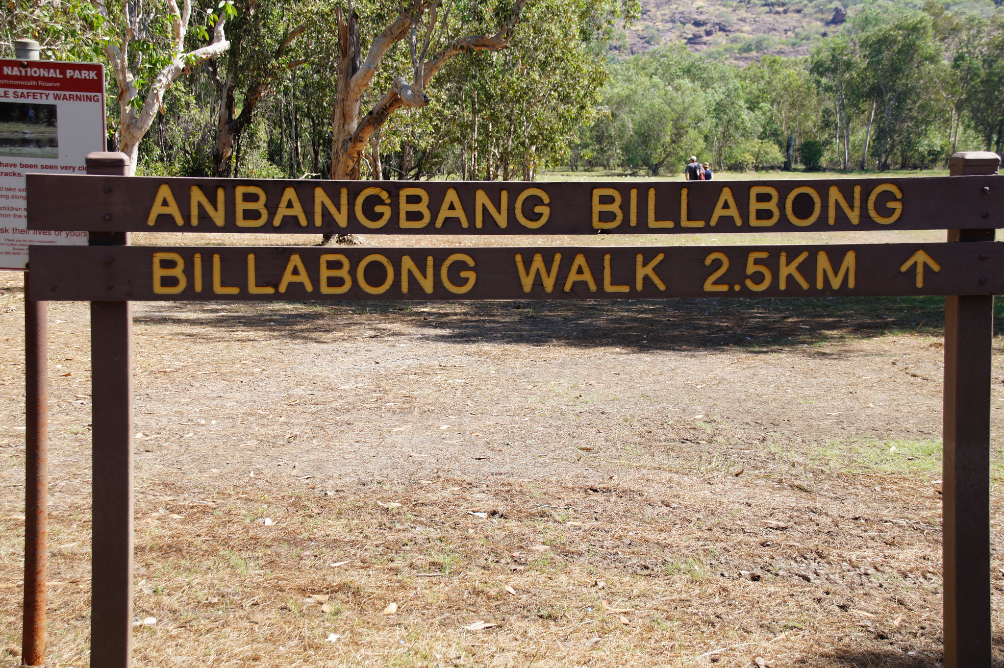 Am Anbangbang Billabong gibt es einen Weg mit Picknickplätzen.