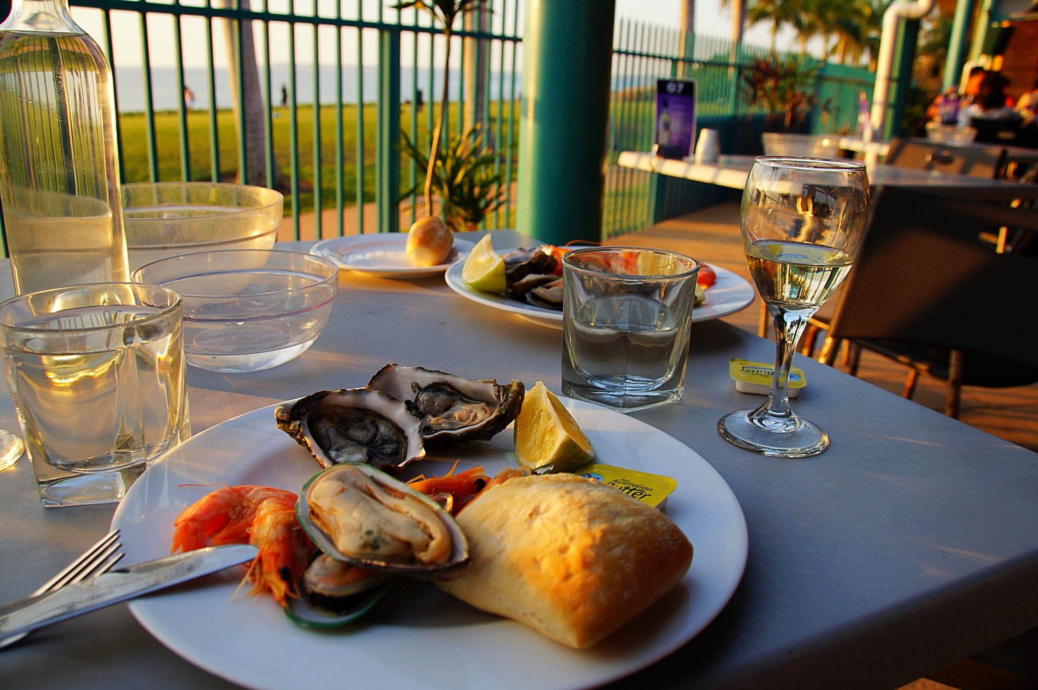 TOP 8 – Seafood on Cullen. Preiswertes all you can eat Buffet mit leckeren Fischspezialitäten tadelloser Qualität. Das beste Essen auf der ganzen Reise.