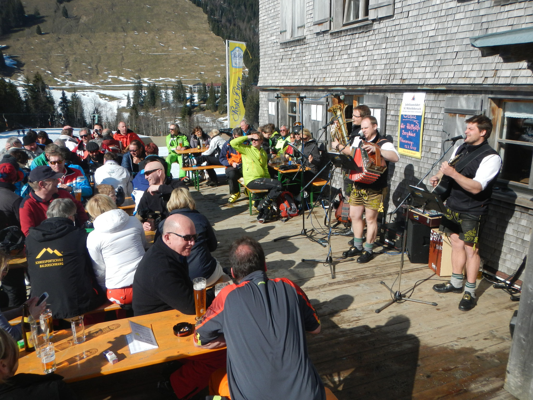 Beim 40 - jährigen auf der Höflealp - mit der Kapelle Jesses Na
