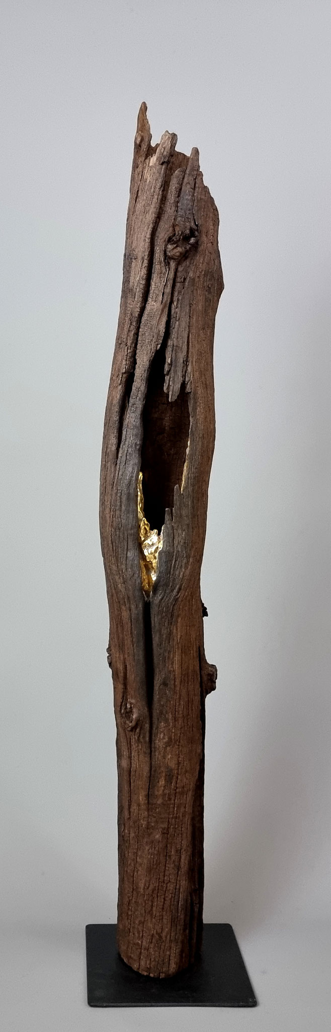 TIBOK   haut: 108 cm socle métal