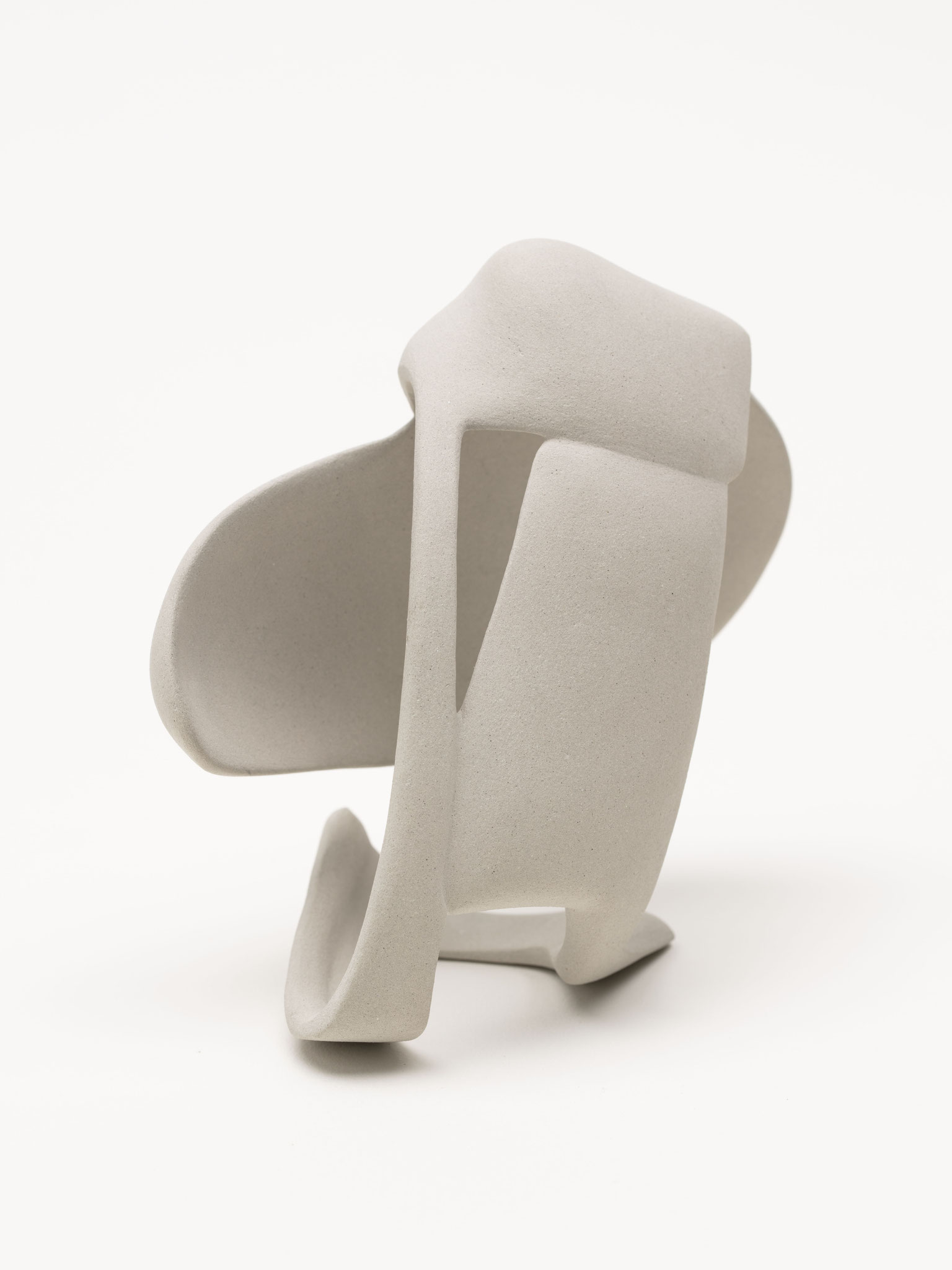 何何2 / 陶土 / 13×7.5×h13cm / 2021
