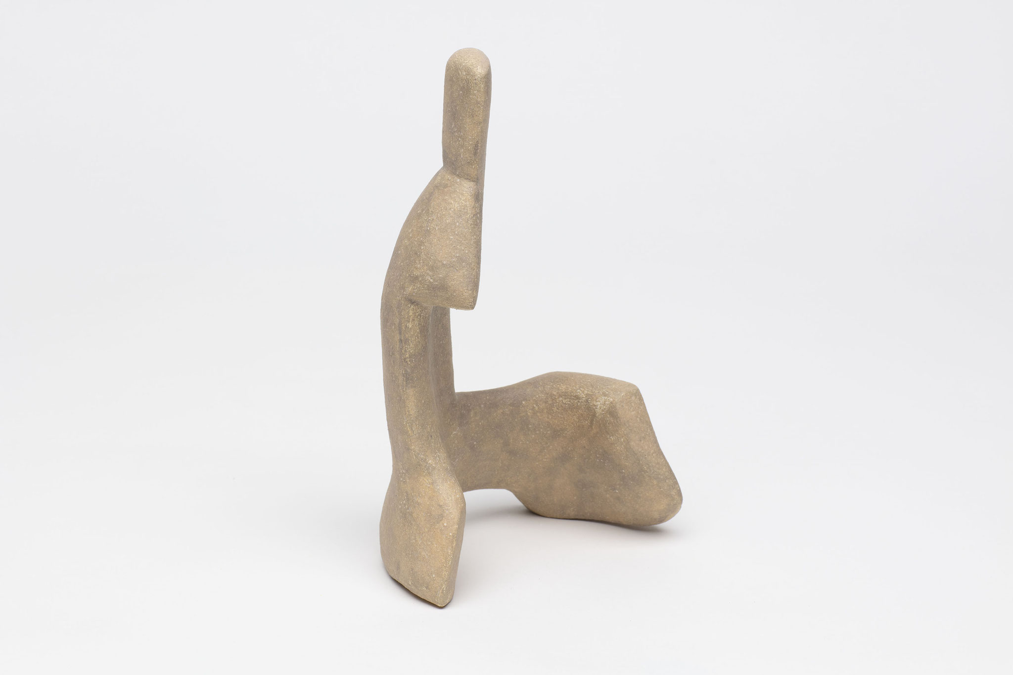 アフタートーク（踵で頭痛を病む）を / 陶土・釉薬/ 2022 / 16×9.5×h25cm