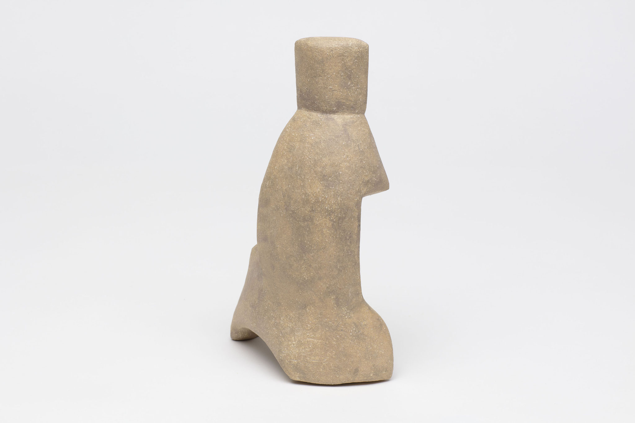 アフタートーク（踵で頭痛を病む）を / 陶土・釉薬/ 2022 / 16×9.5×h25cm