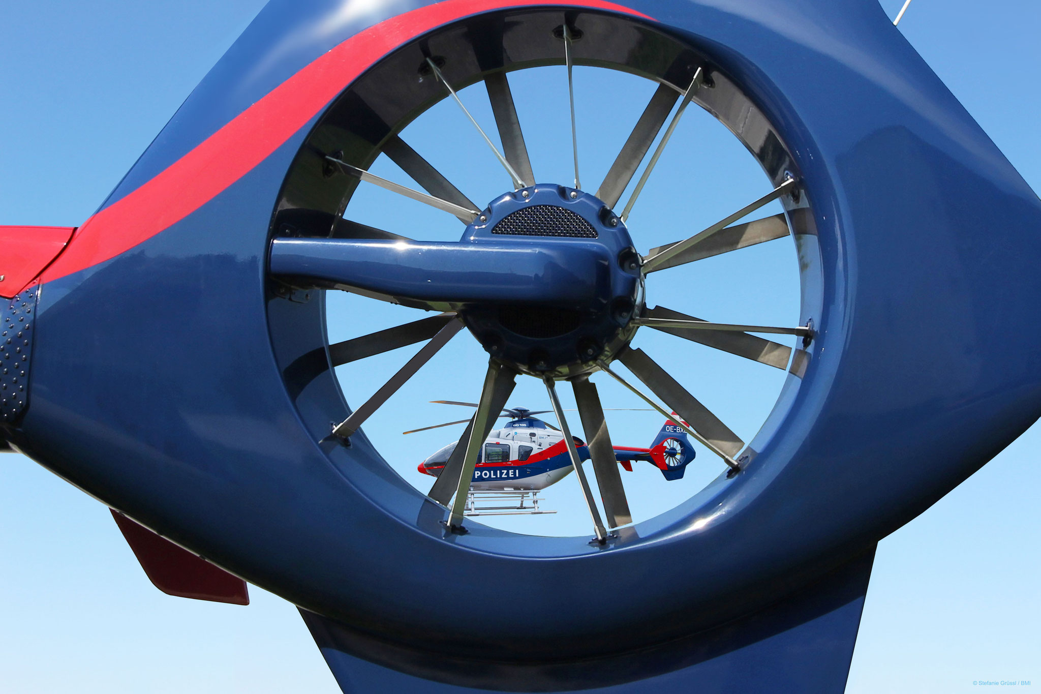 Foto "Durchblick", Eurocopter Hubschrauber