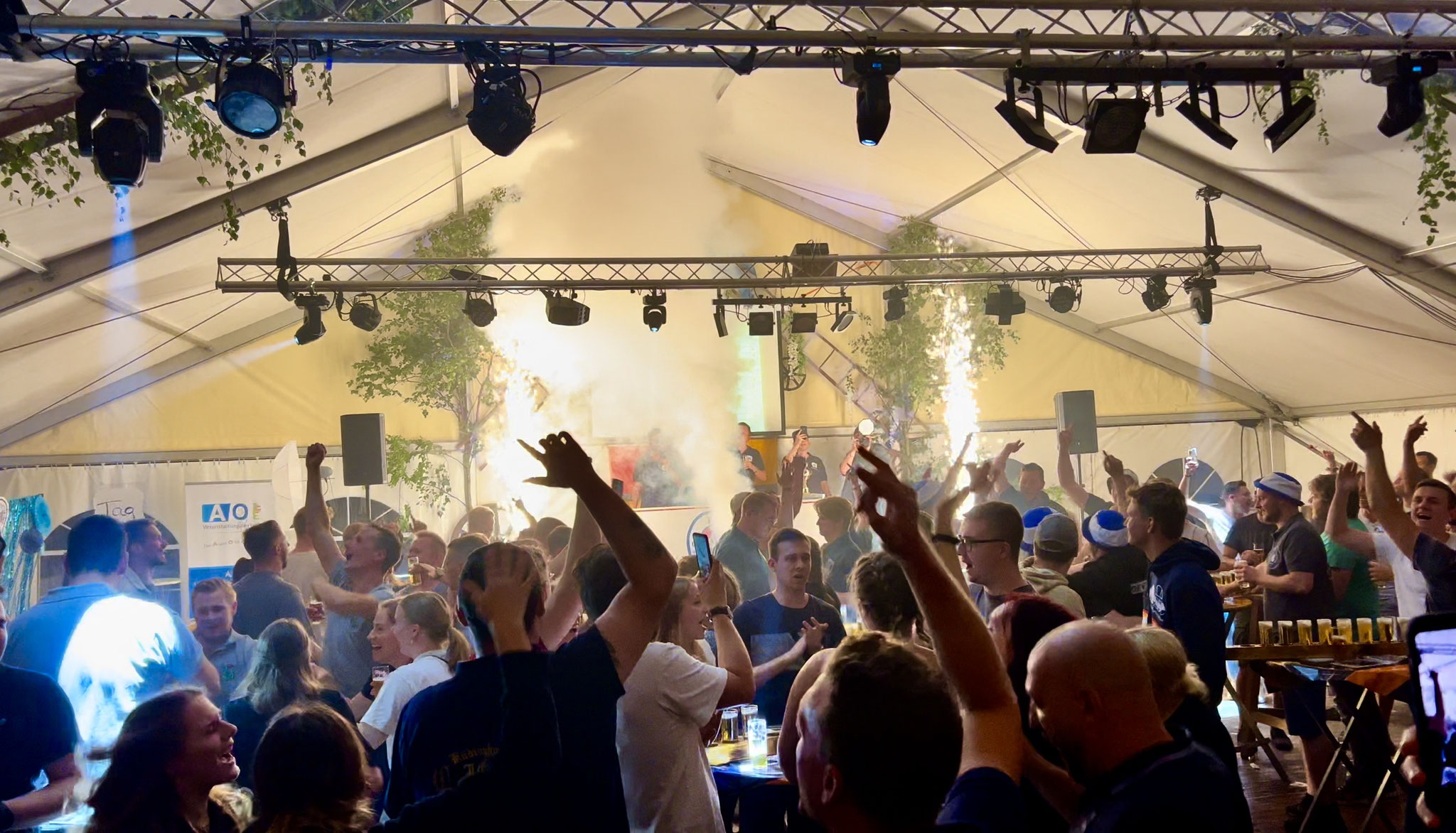 Festzelt des JGV Lannesdorf 2022