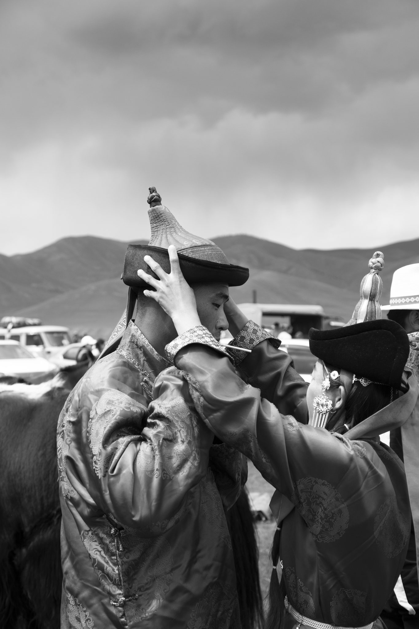 "Before the show" - Fête du yack. Vallée de l’Orkhon, Mongolie (2025). © Clémence Rougetet