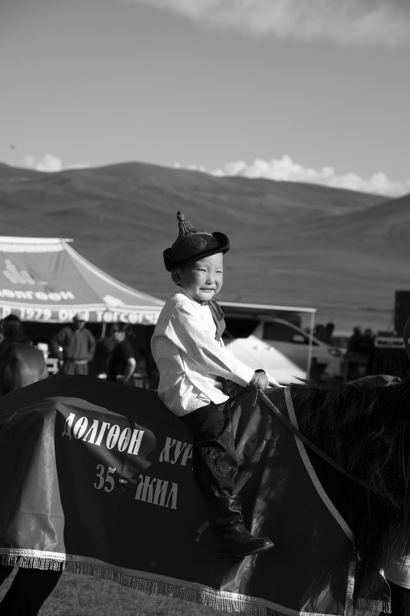 "Happy rider" - Fête du Naadam. Province d’Uvur Khangai, Mongolie (2025). © Clémence Rougetet