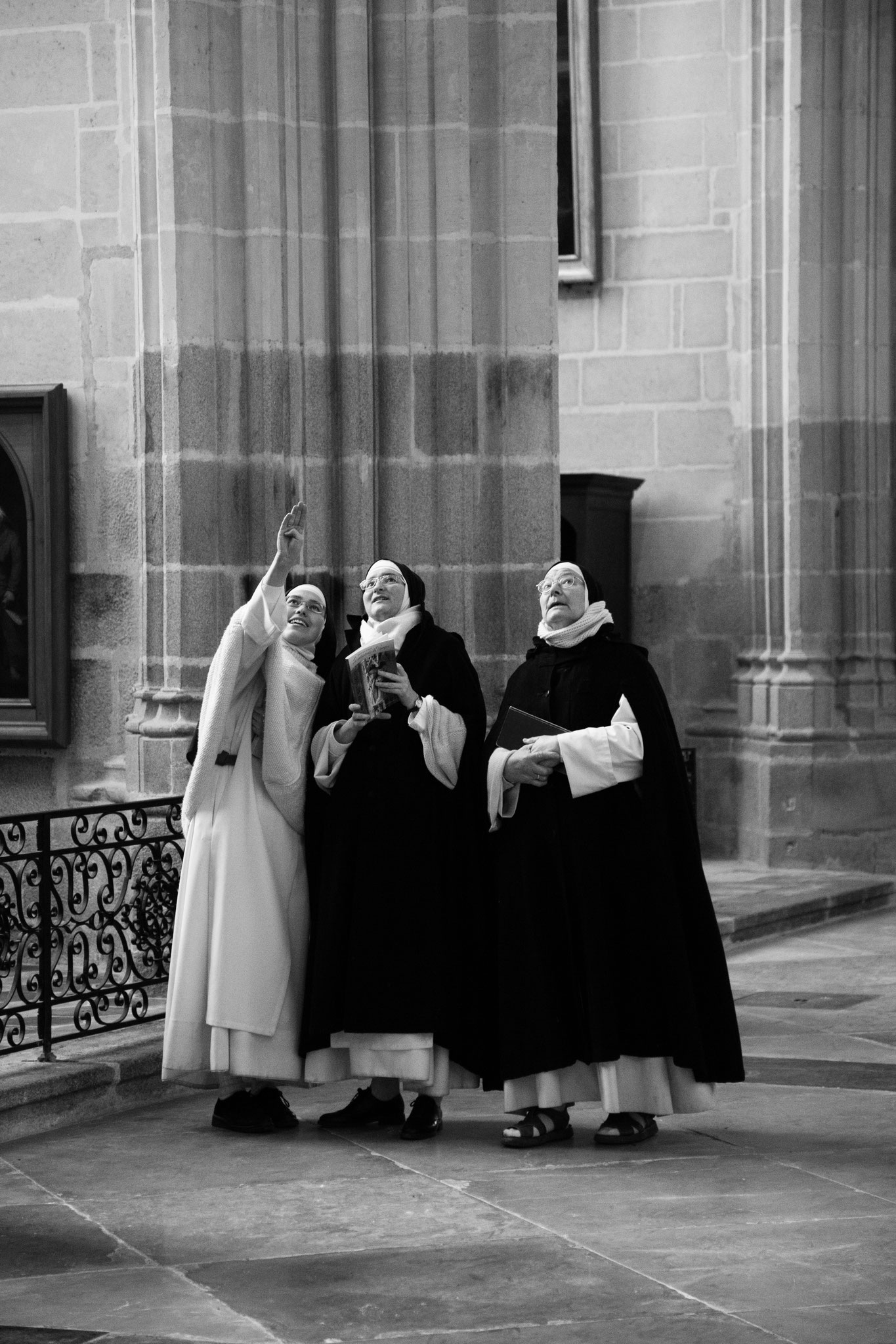 "Dear sisters" - Cathédrale Saint-Pierre-et-Saint-Paul, Nantes (2025). © Clémence Rougetet
