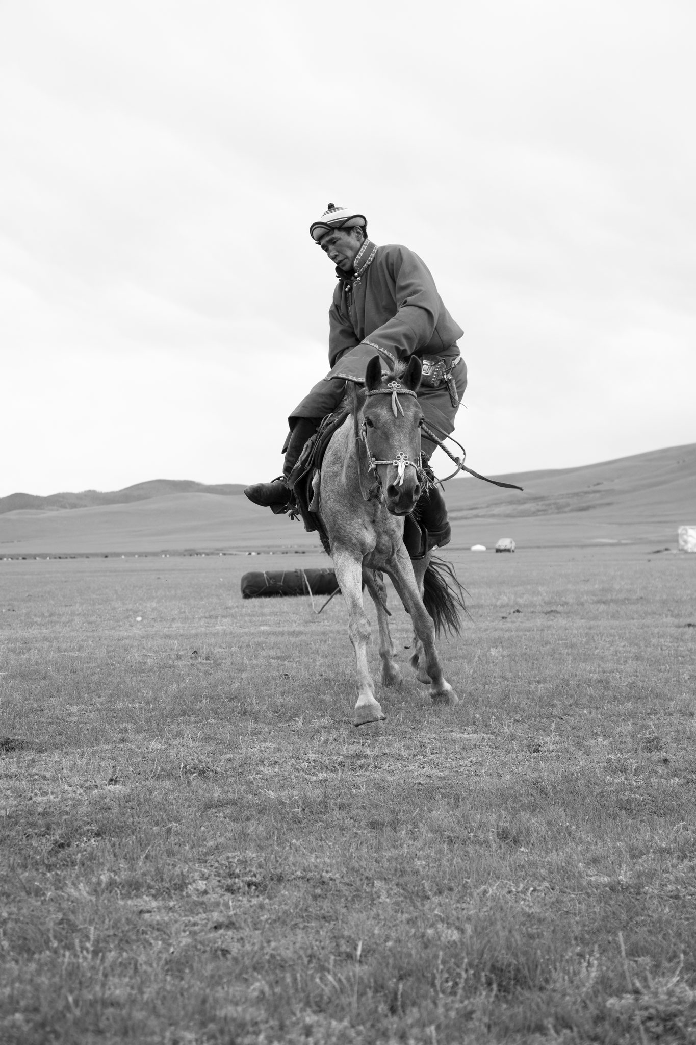 "The race of the felt" - Fête du Feutre. Province d’Övörkhangay, Mongolie (2025). © Clémence Rougetet