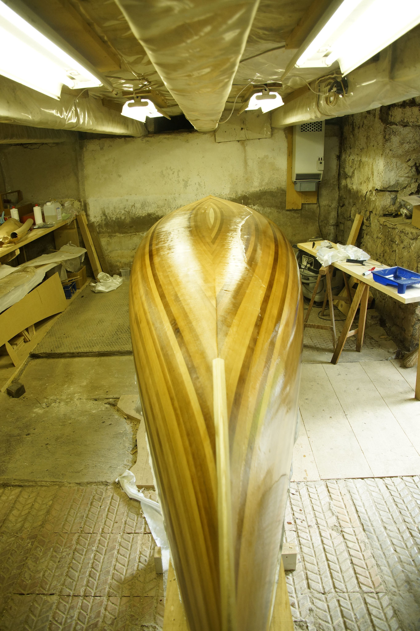 Laminieren mit Glasfasern und Epoxy-Harz