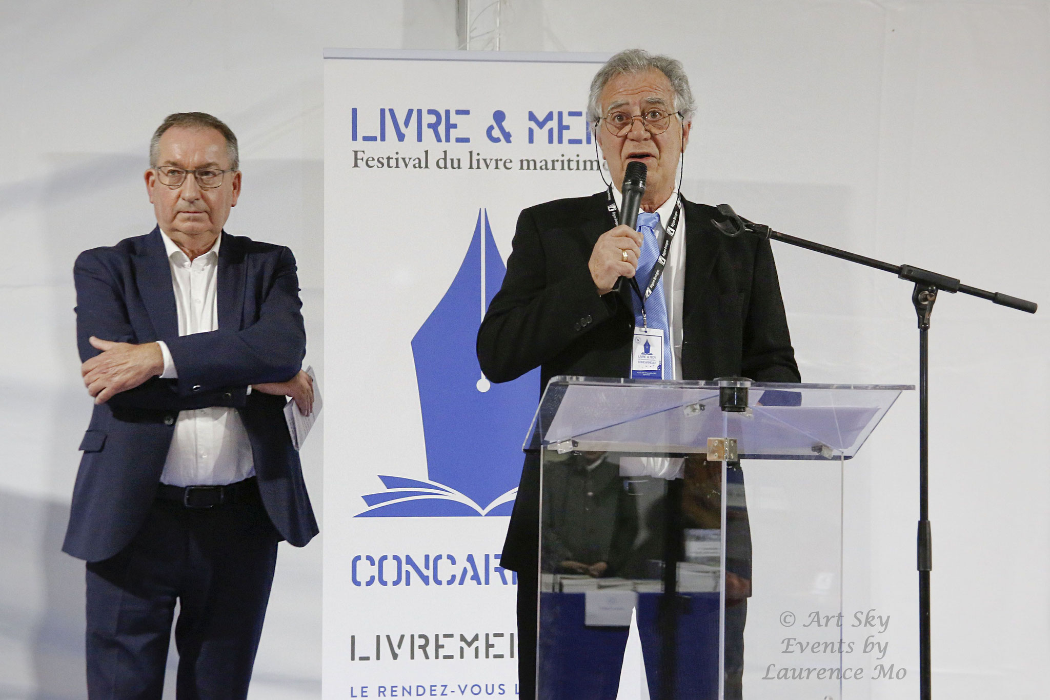Marc Bigot, maire de Concarneau, & Jacques Campion, président de l'association Livre & Mer © Laurence Mo / Art Sky Events