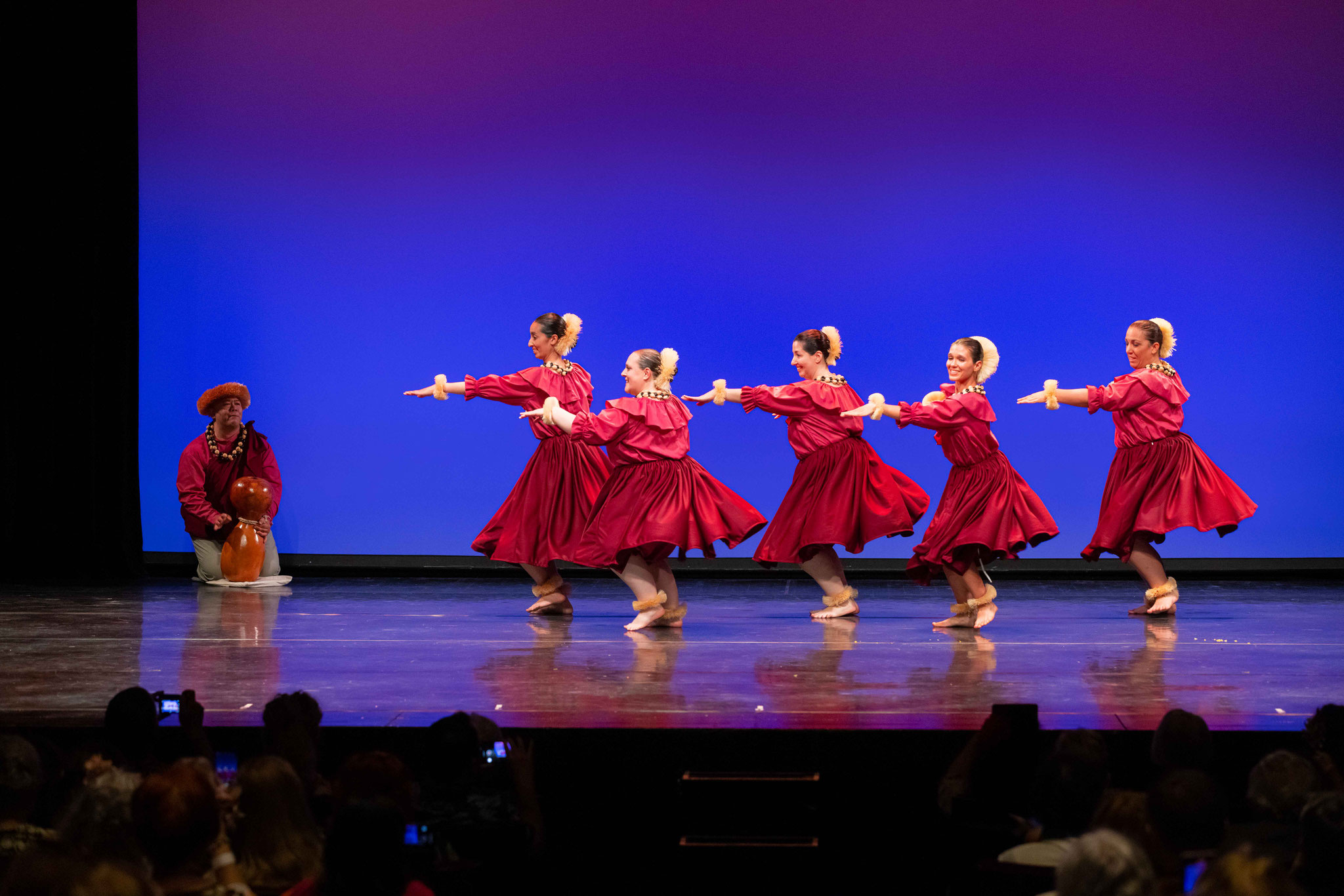 Hālau Hula 'O Nāpunaheleonāpua - Italien/Portugal/Vereinigtes Königreich