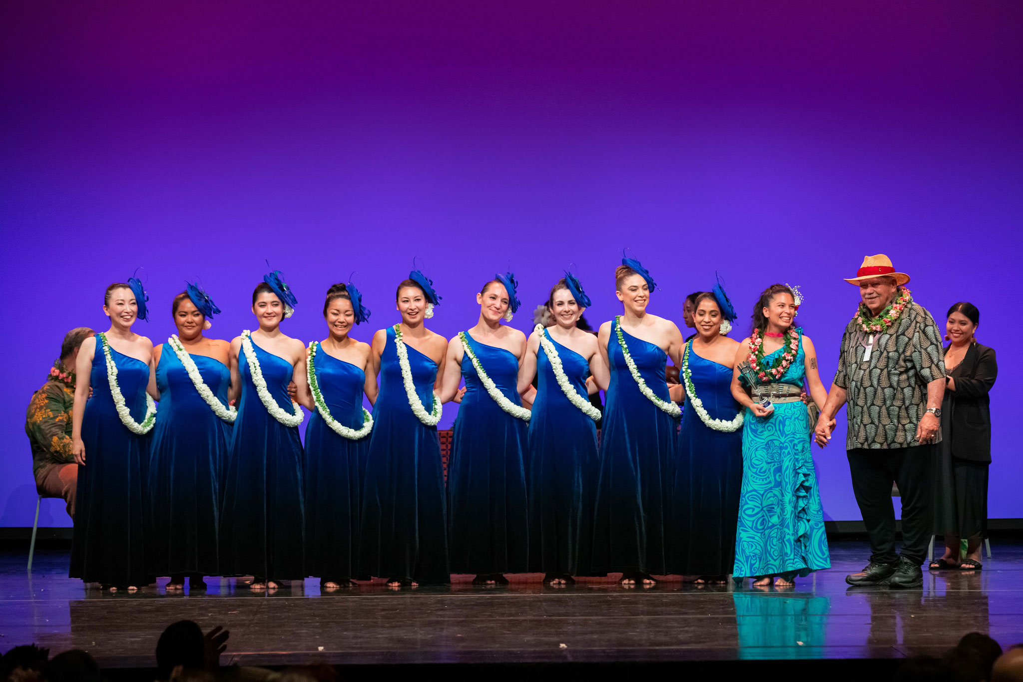 Wahine 'Auana Gruppe 2. Platz: London School of Hula and 'Ori (Vereinigtes Königreich)