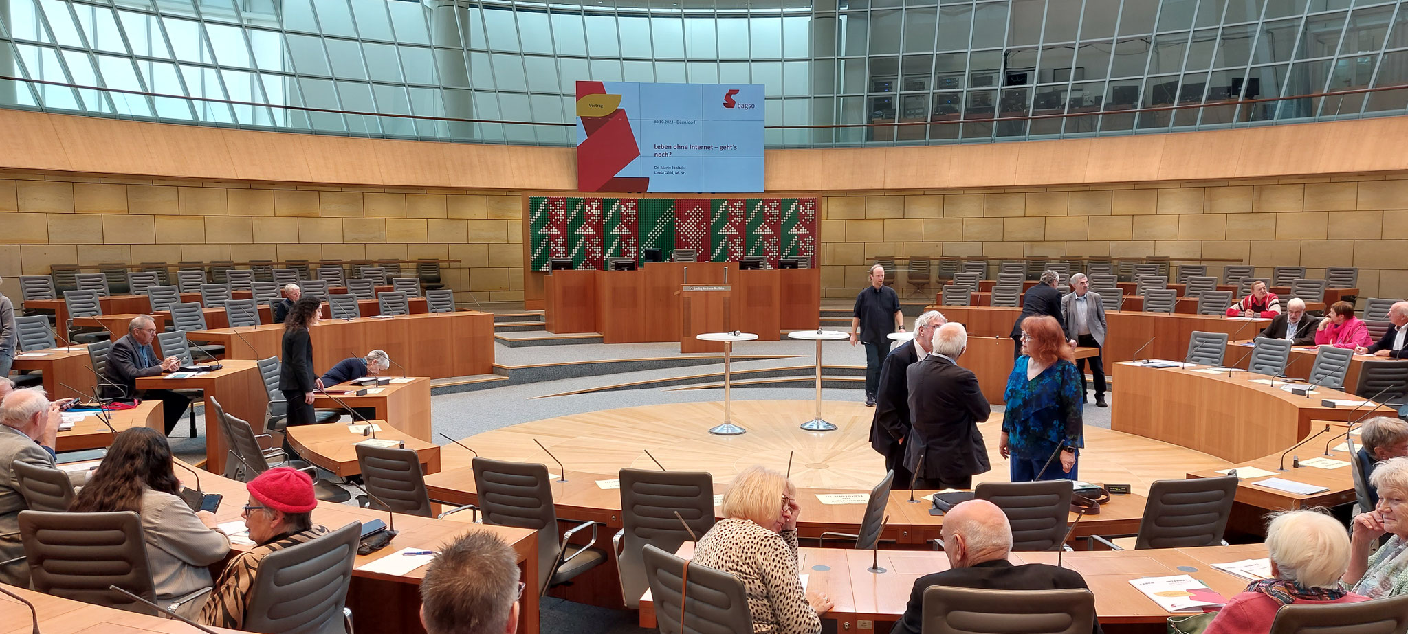 Im Landtag 