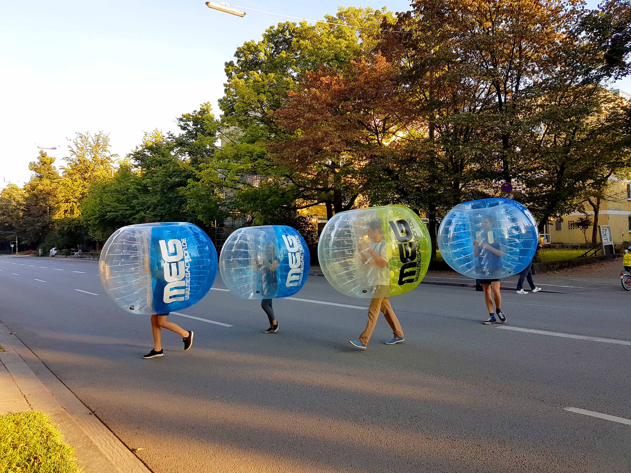 BUBBLE SOCCER München spielen MEG Action