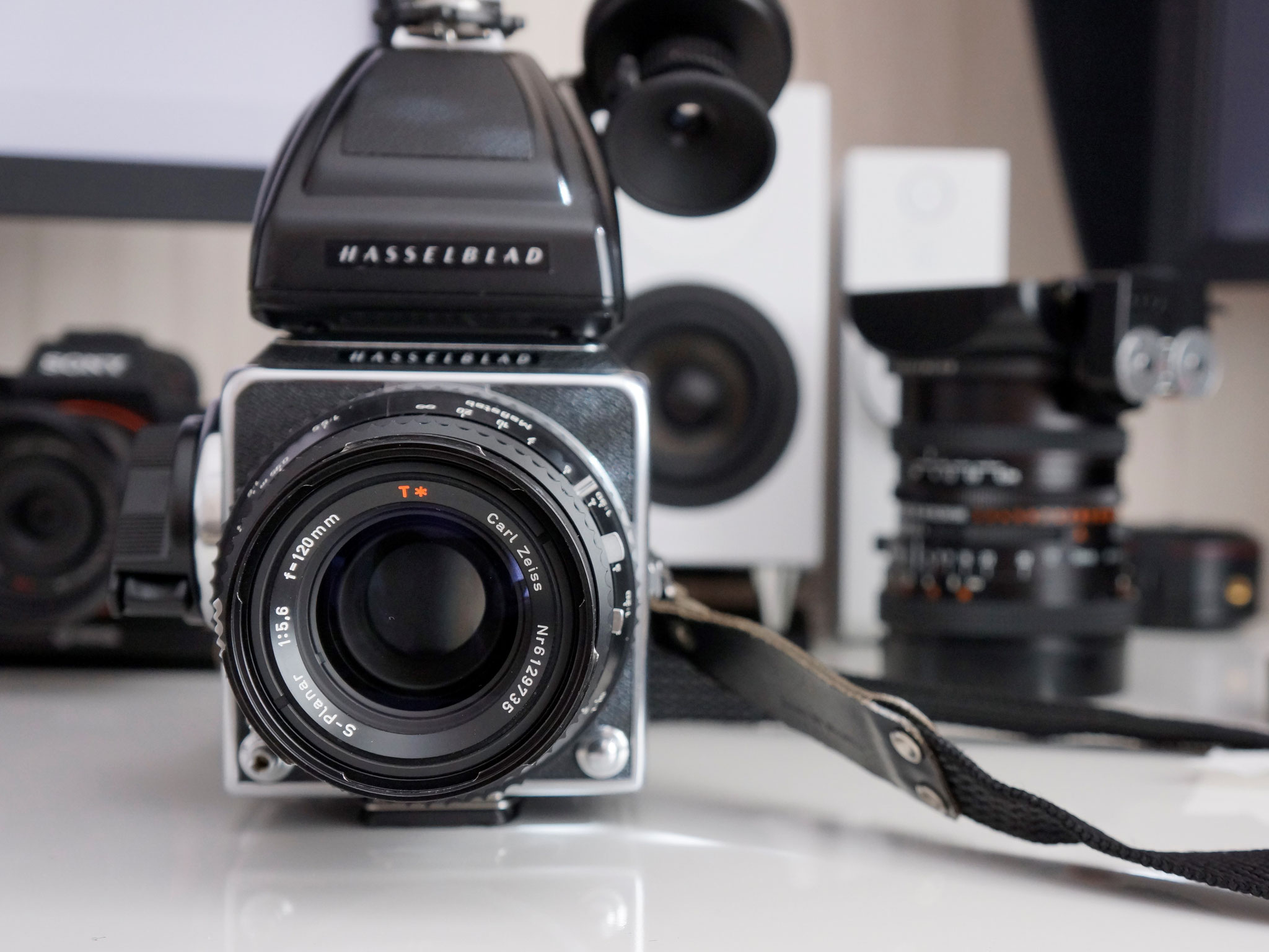 ZEISS S-Planar 120mm C F/5.6 - Hasselblad Moments ZEISS S-Planar 120mm C F/5.6 - Hasselblad Moments