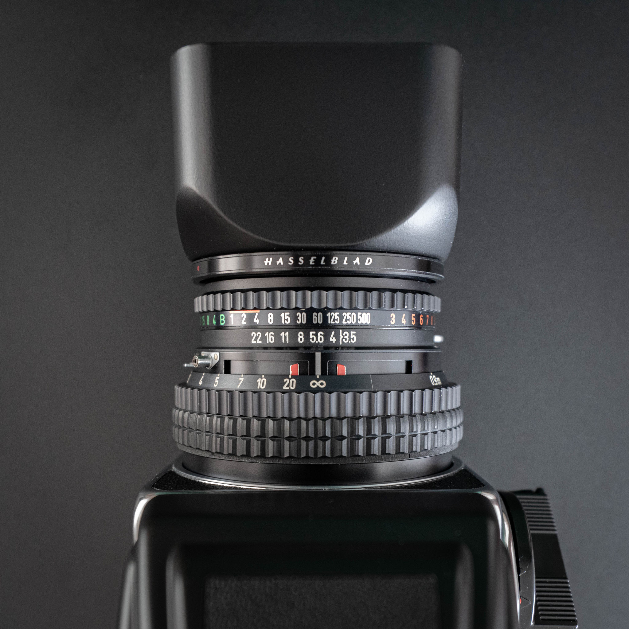 ZEISS C Planar 100mm f/3.5 T* (20125) - Hasselblad Moments ZEISS C Planar 100mm f/3.5 T* (20125) - Hasselblad Moments