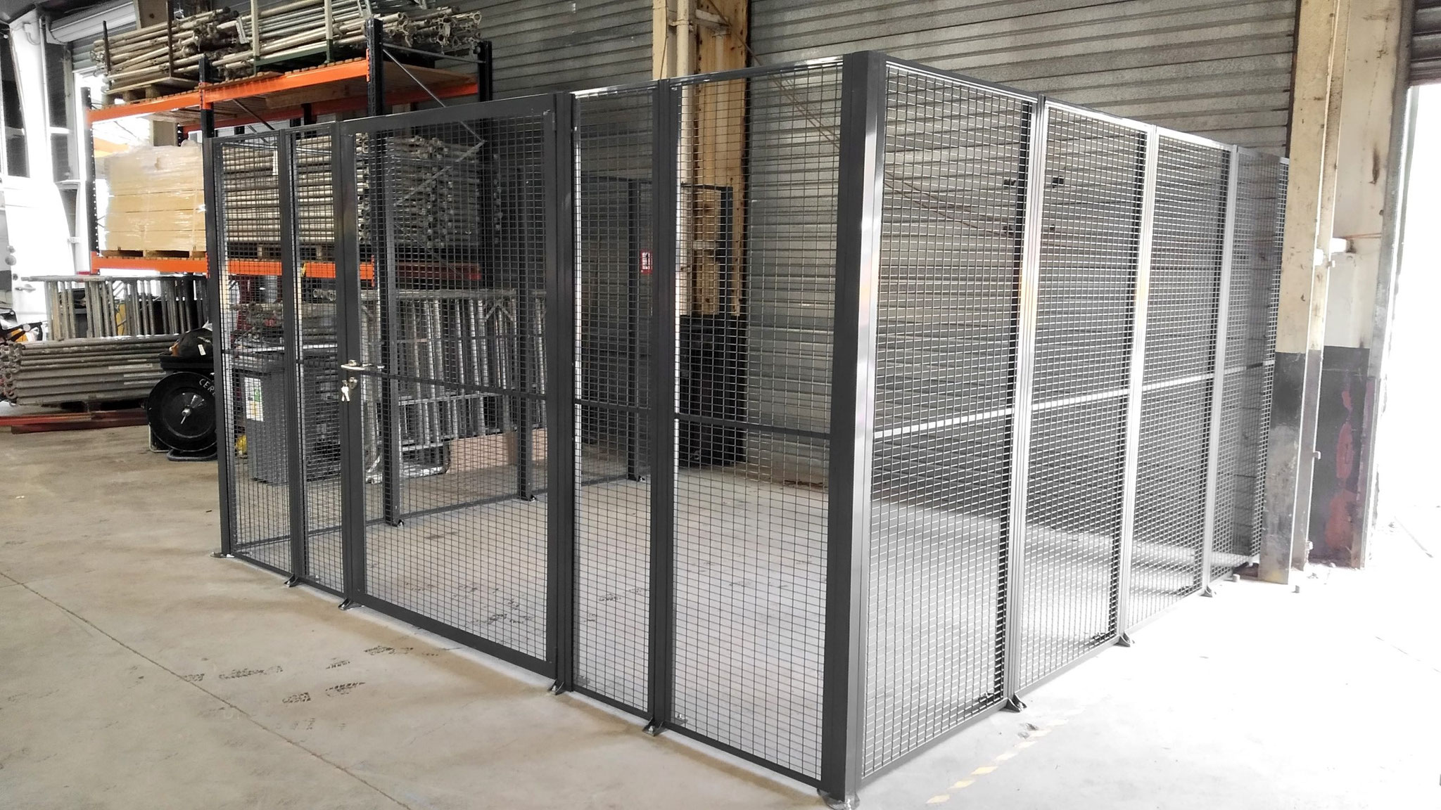 cloison de sécurité grillagée