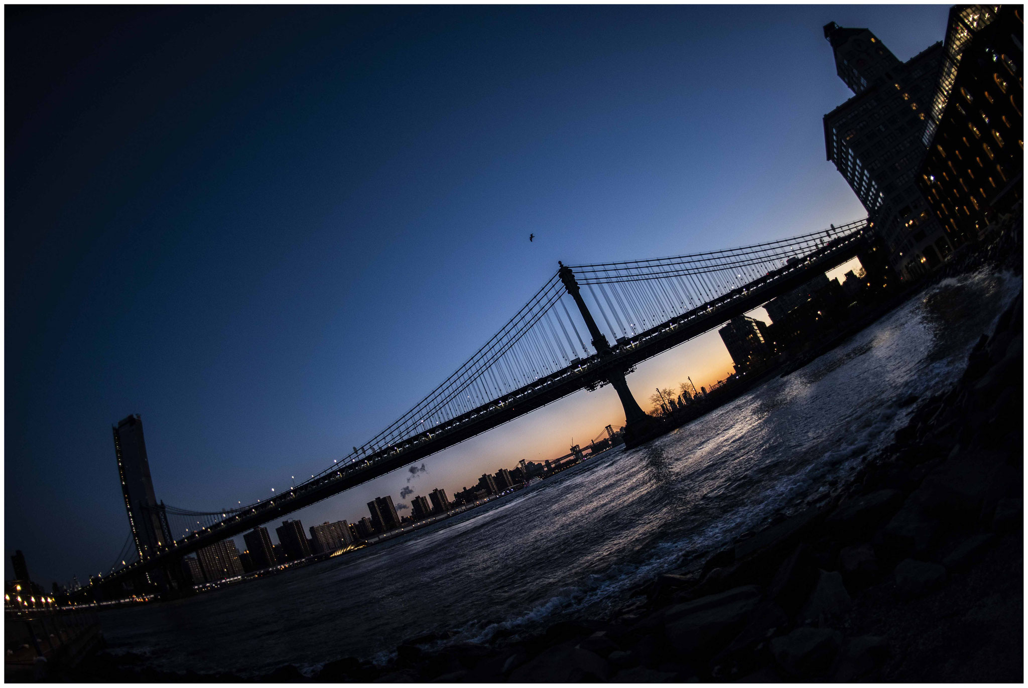 Manhattan Bridge Sicht vom "Empire Fulton Ferry Park"