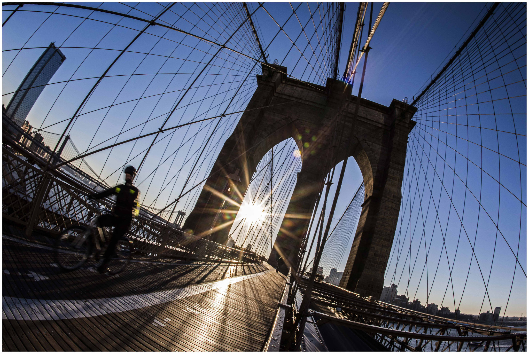 Sonnenaufgang auf der Brooklyn Bridge
